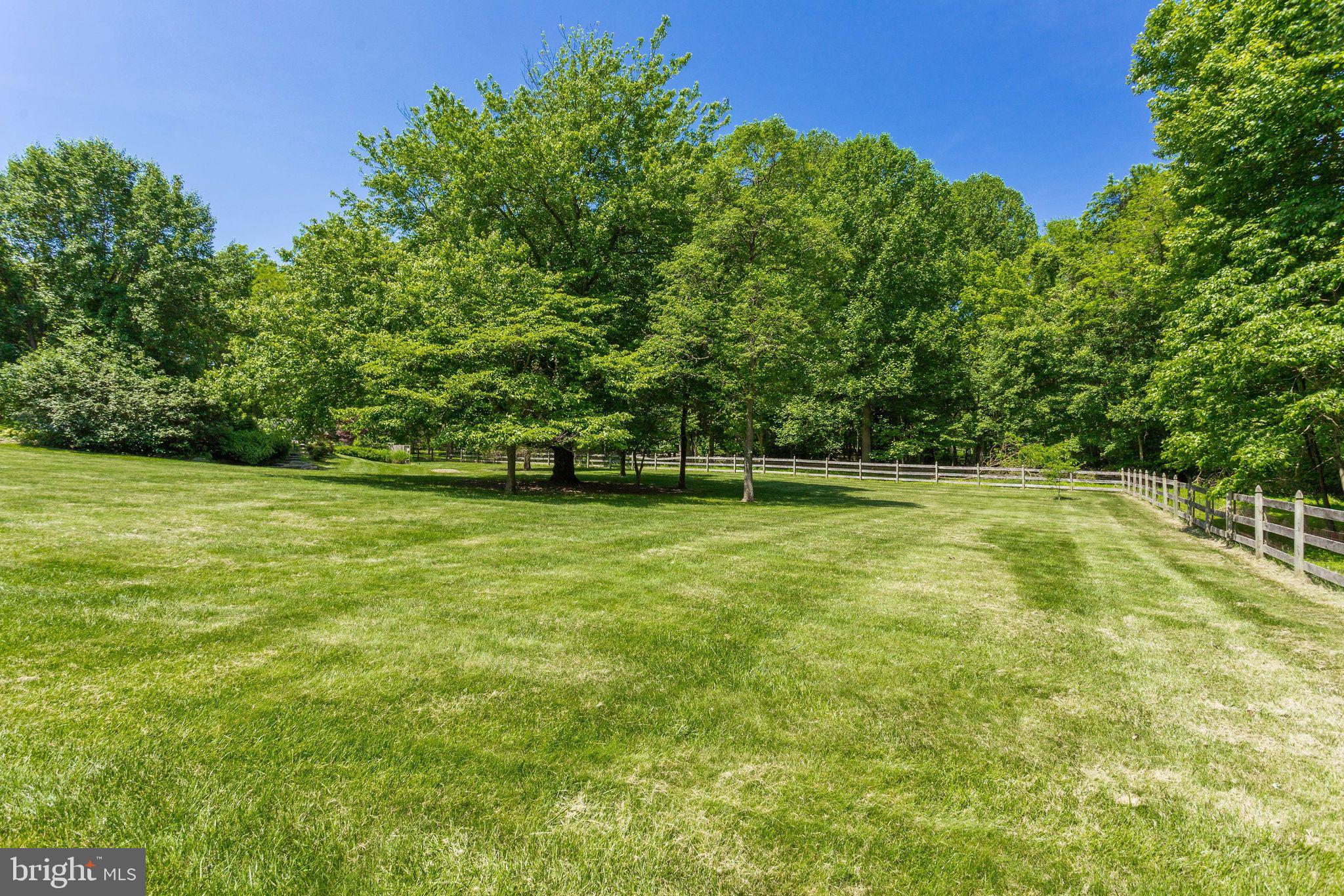 LAKE WINDERMERE - Residential