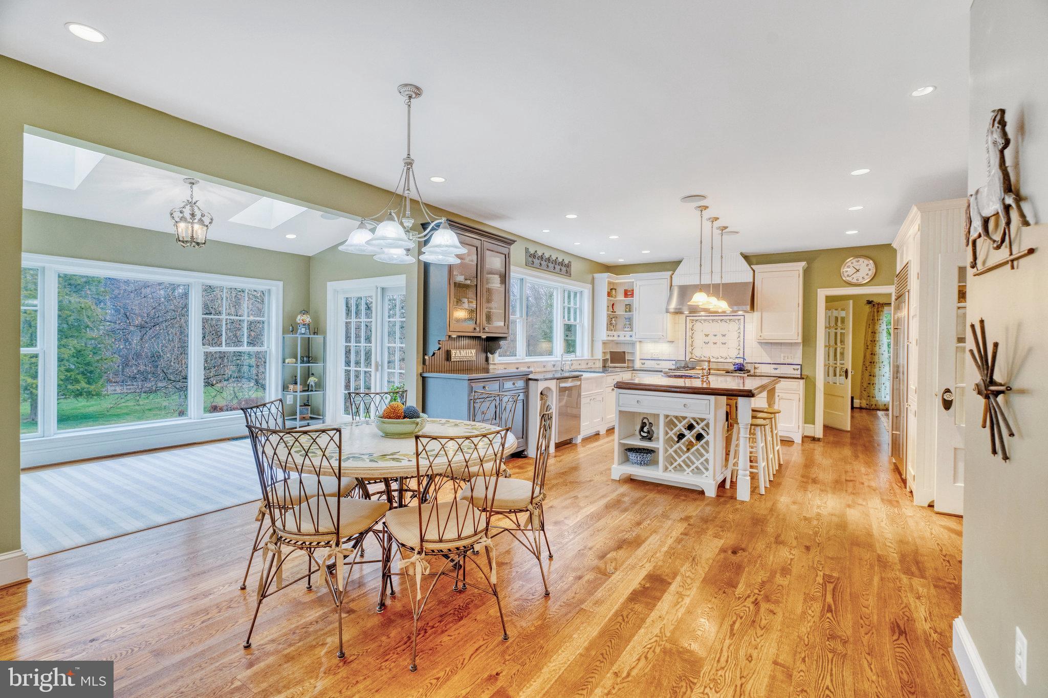 LAKE WINDERMERE - Residential