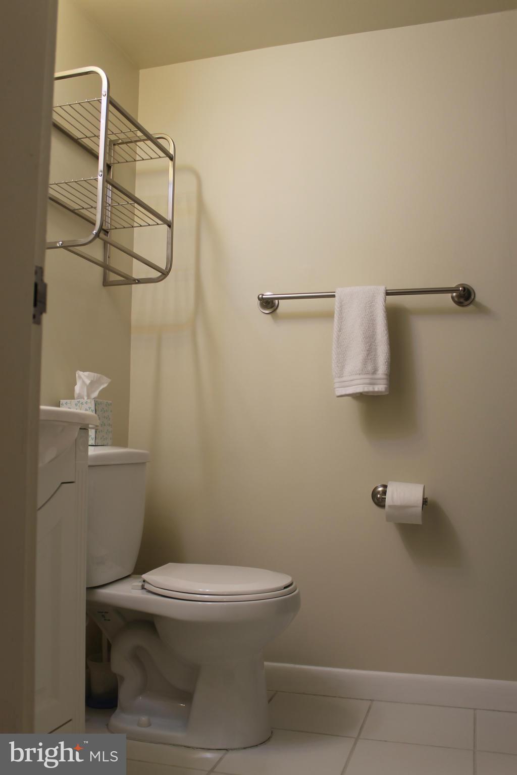 SHADOWOOD - Residential Lease