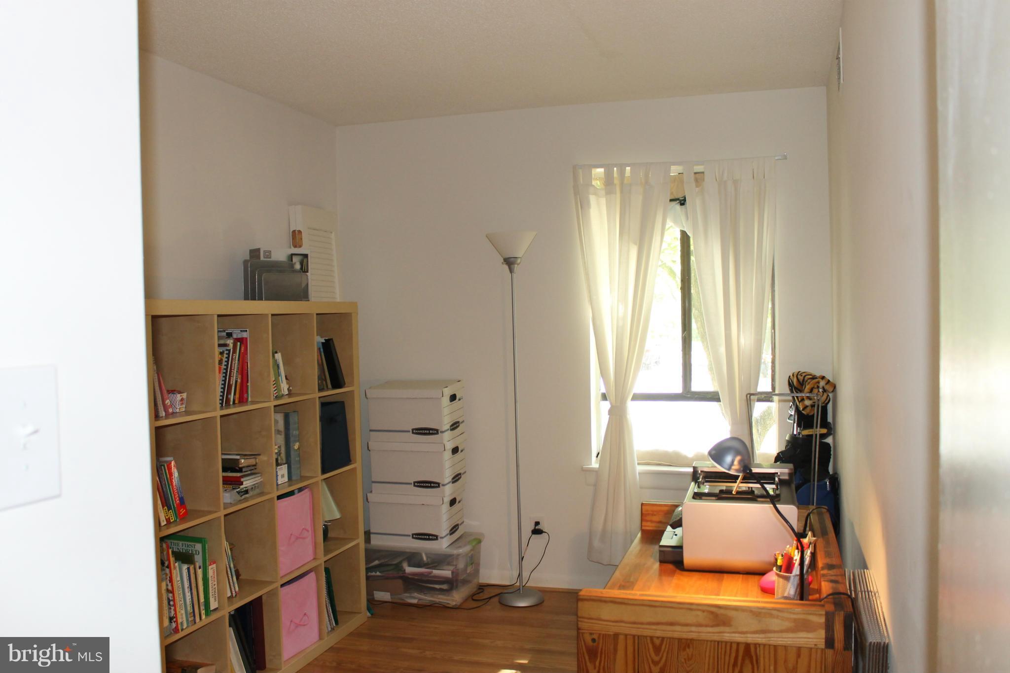 SHADOWOOD - Residential Lease