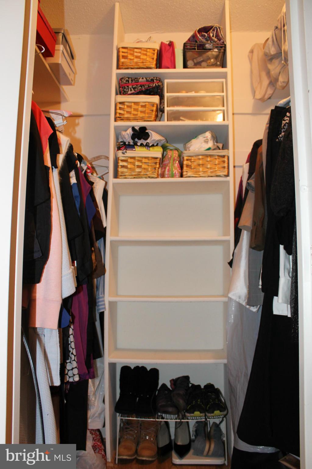 SHADOWOOD - Residential Lease