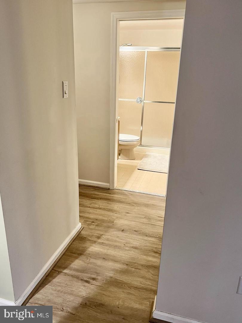 VILLAGE SHIRES - Residential Lease