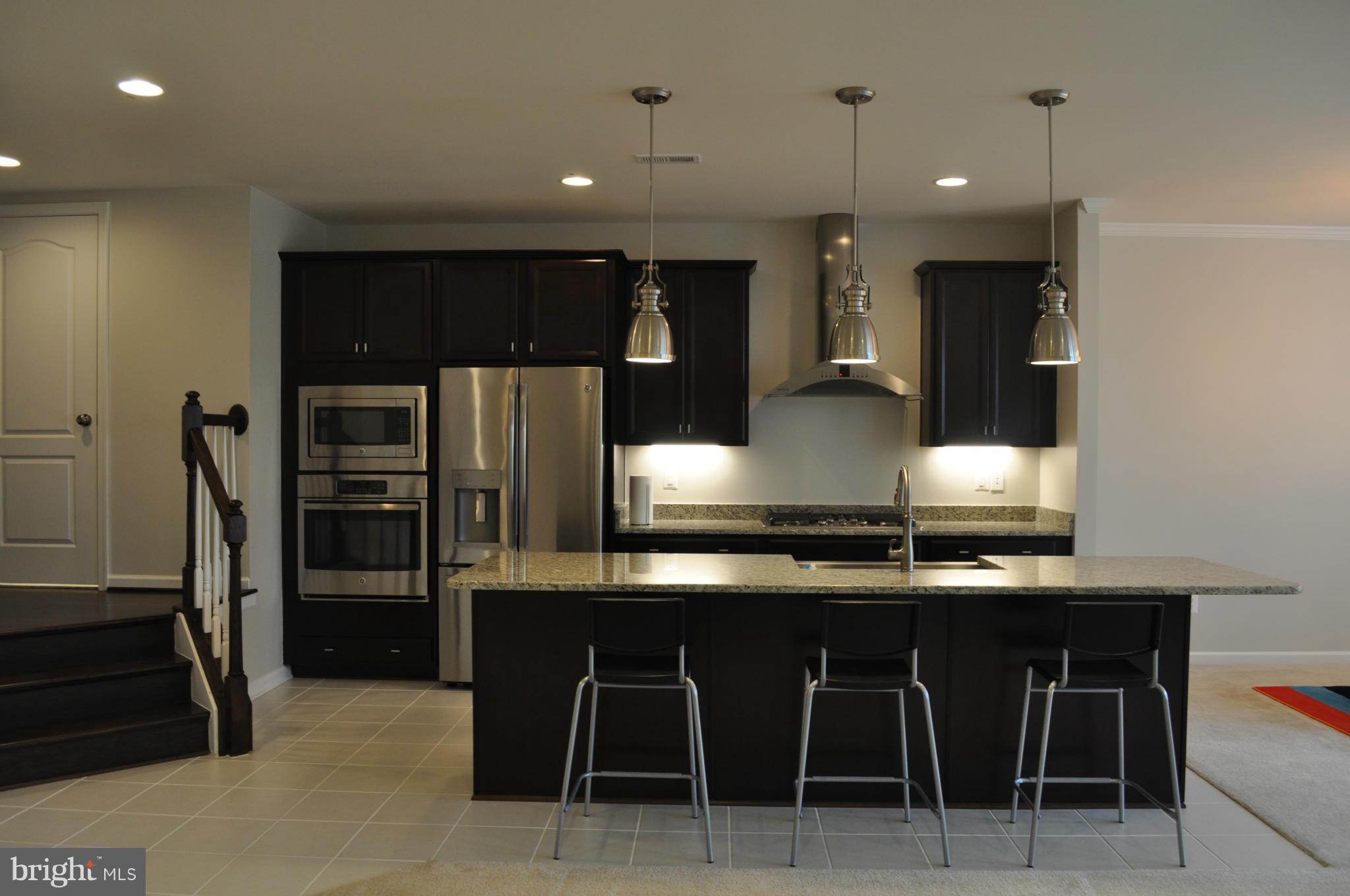 BRAMBLETON LANDBAY 3 - Residential Lease