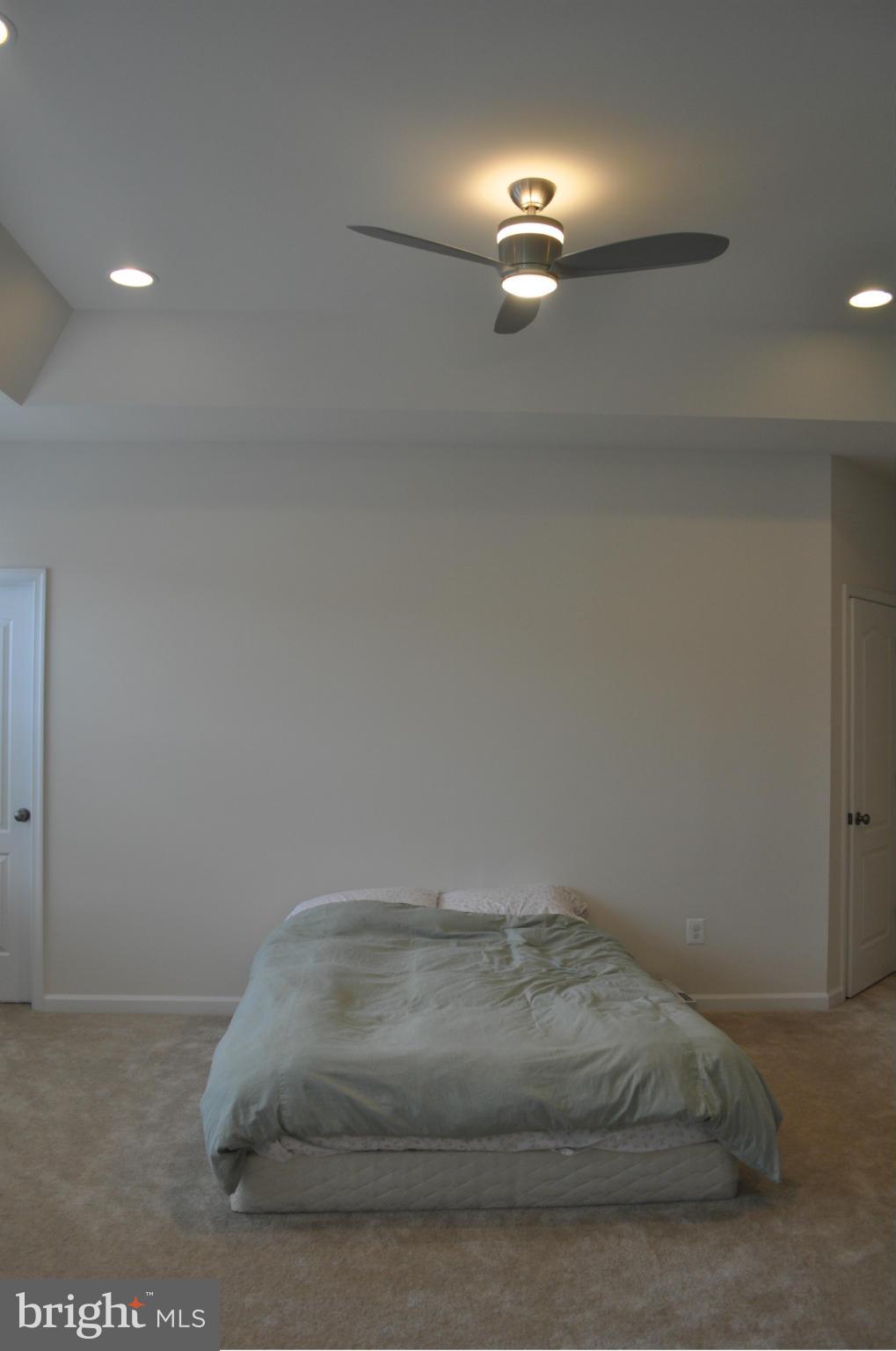 BRAMBLETON LANDBAY 3 - Residential Lease