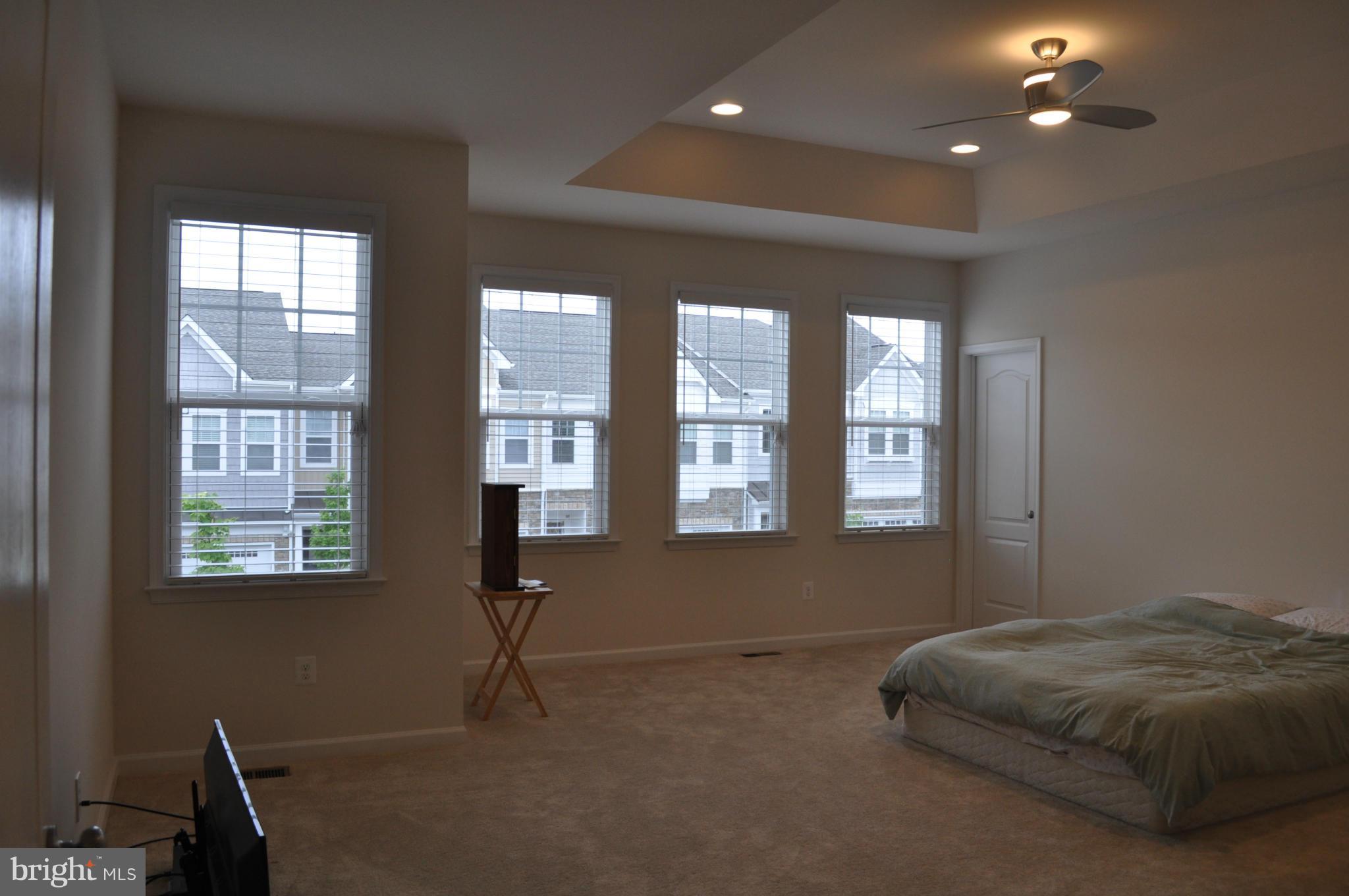 BRAMBLETON LANDBAY 3 - Residential Lease