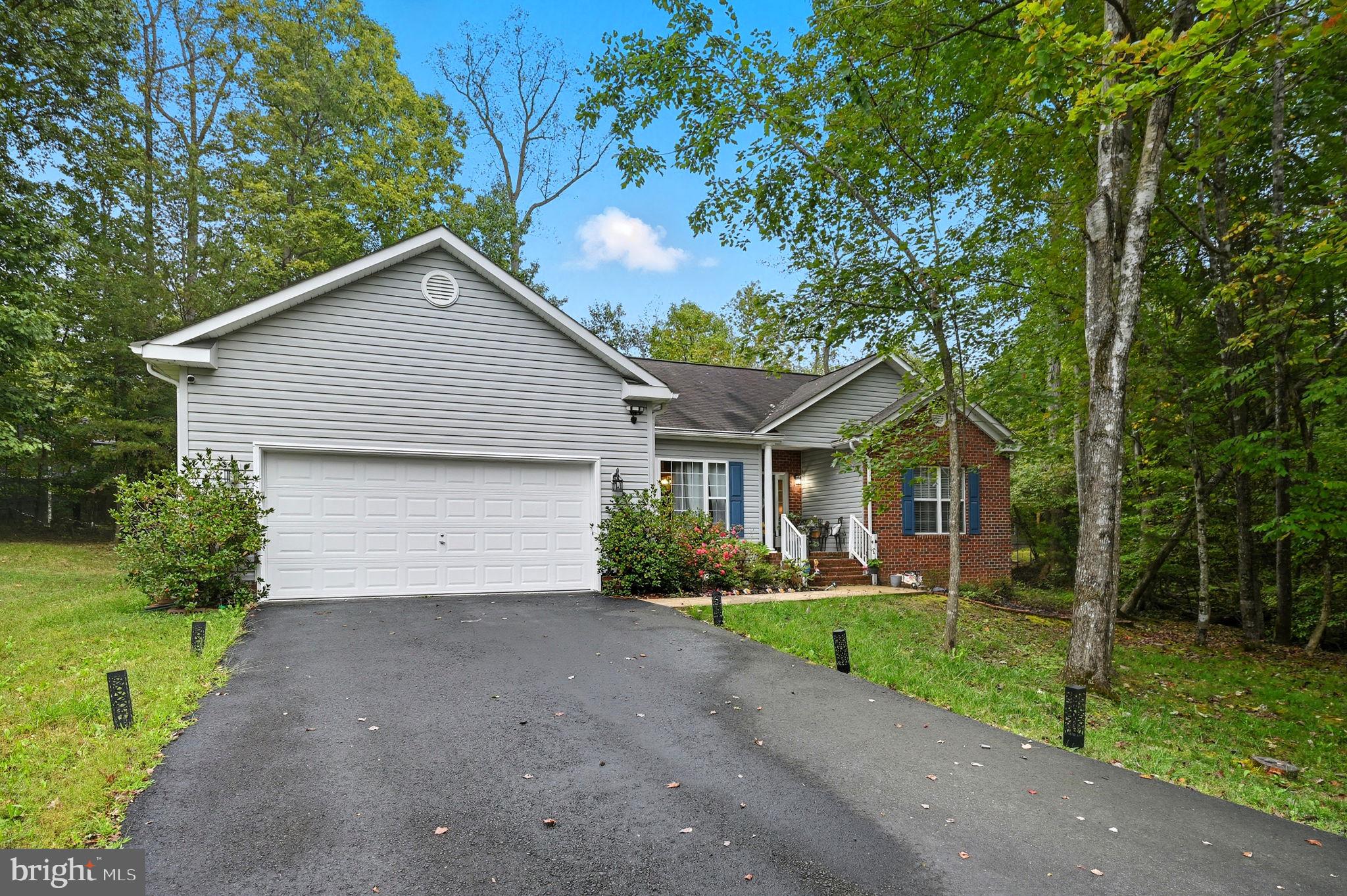 115 ASHLAWN COURT