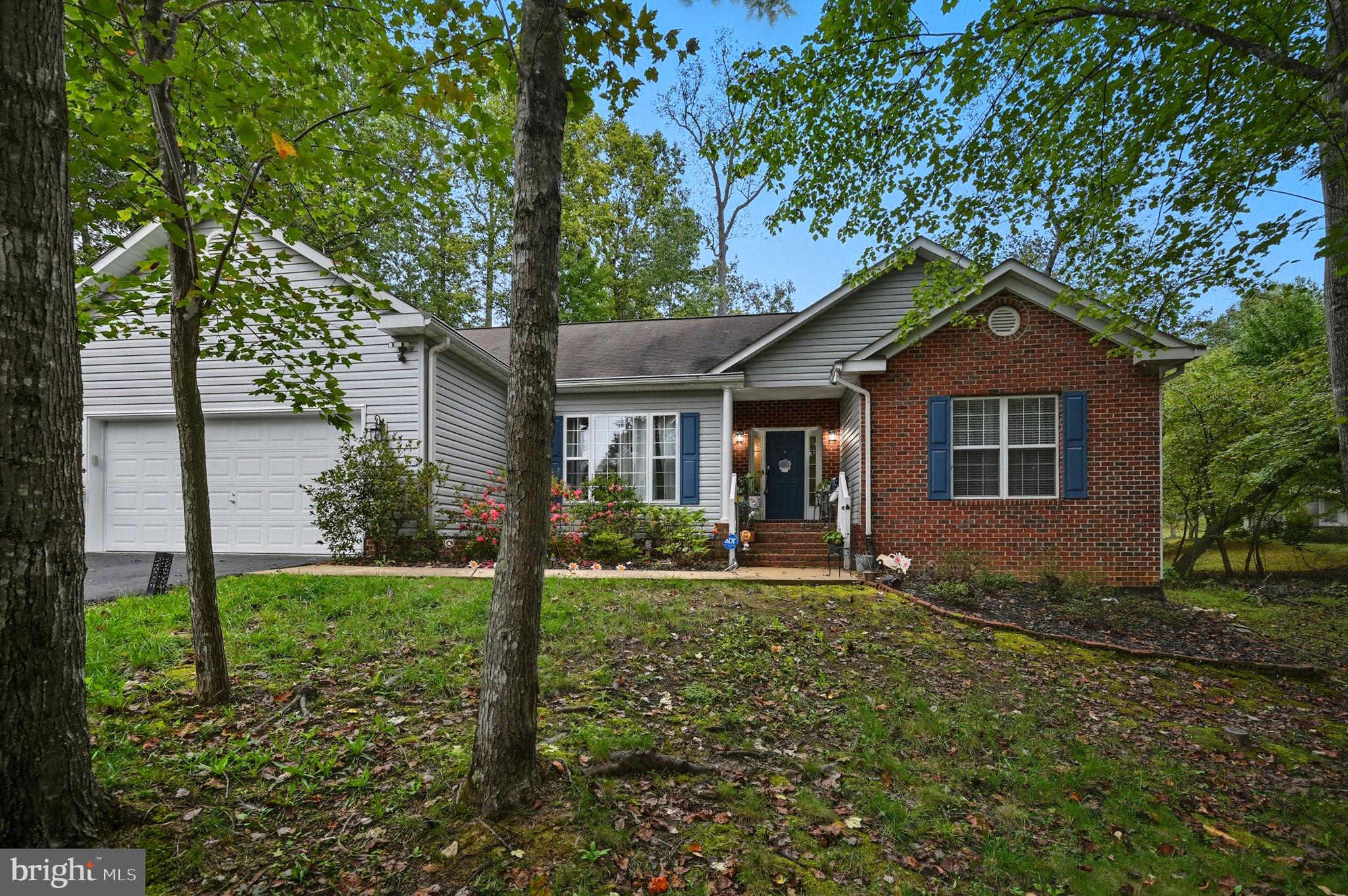 115 ASHLAWN COURT