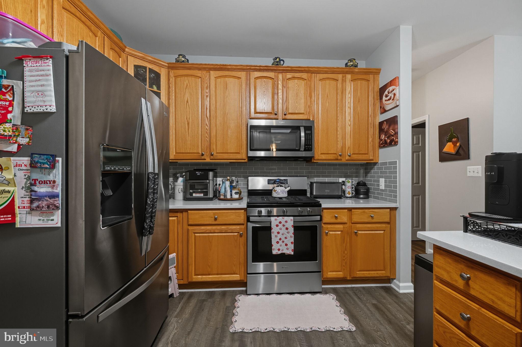115 ASHLAWN COURT