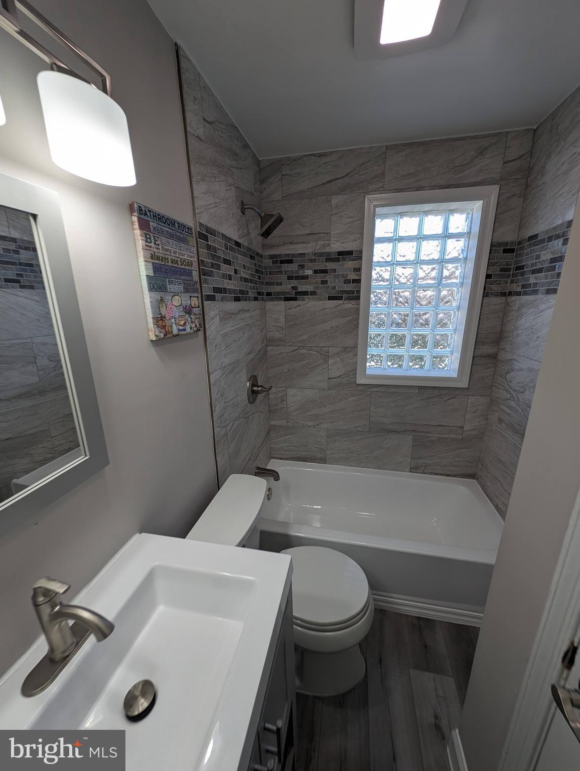 PARKSIDE - Residential