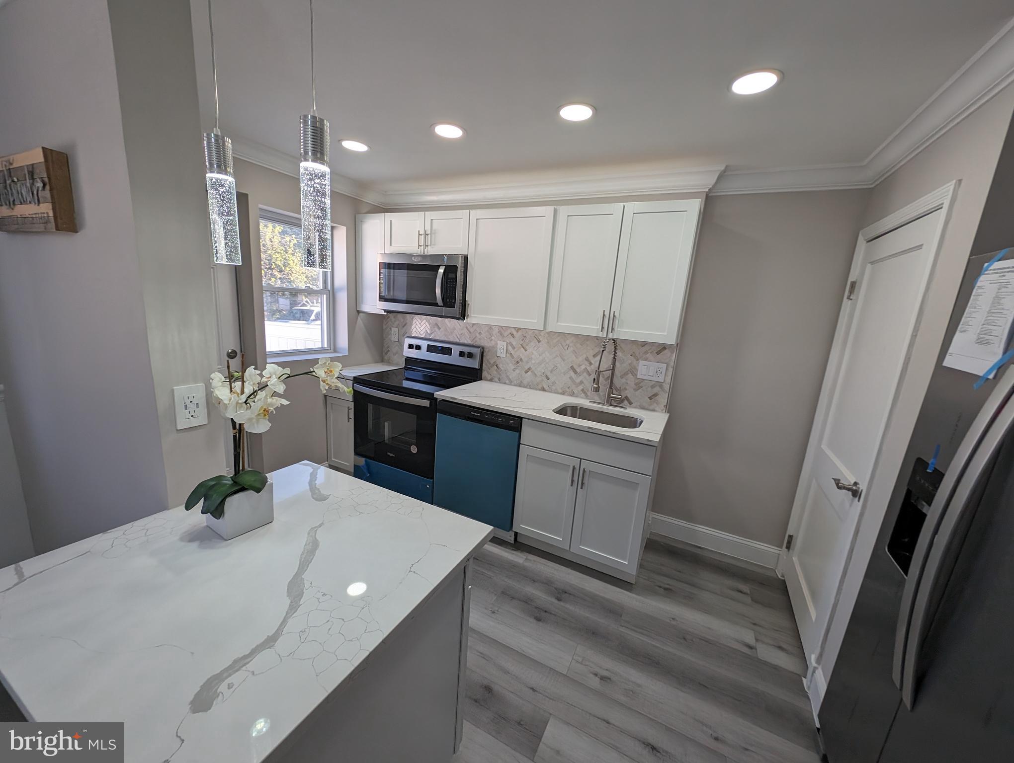 PARKSIDE - Residential