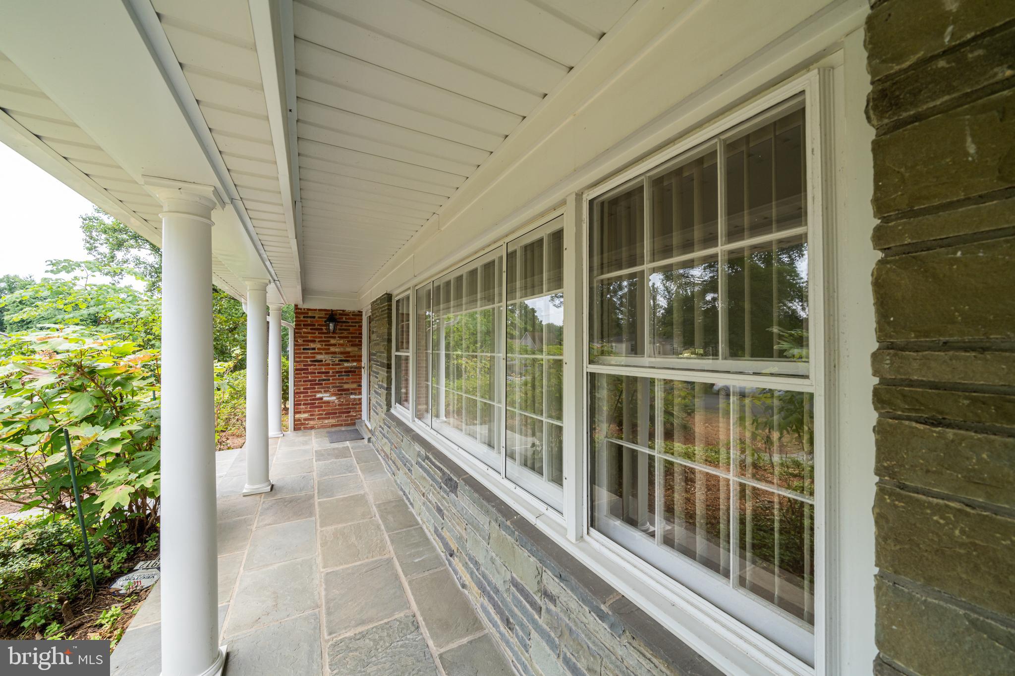 MC LEAN HAMLET - Residential Lease