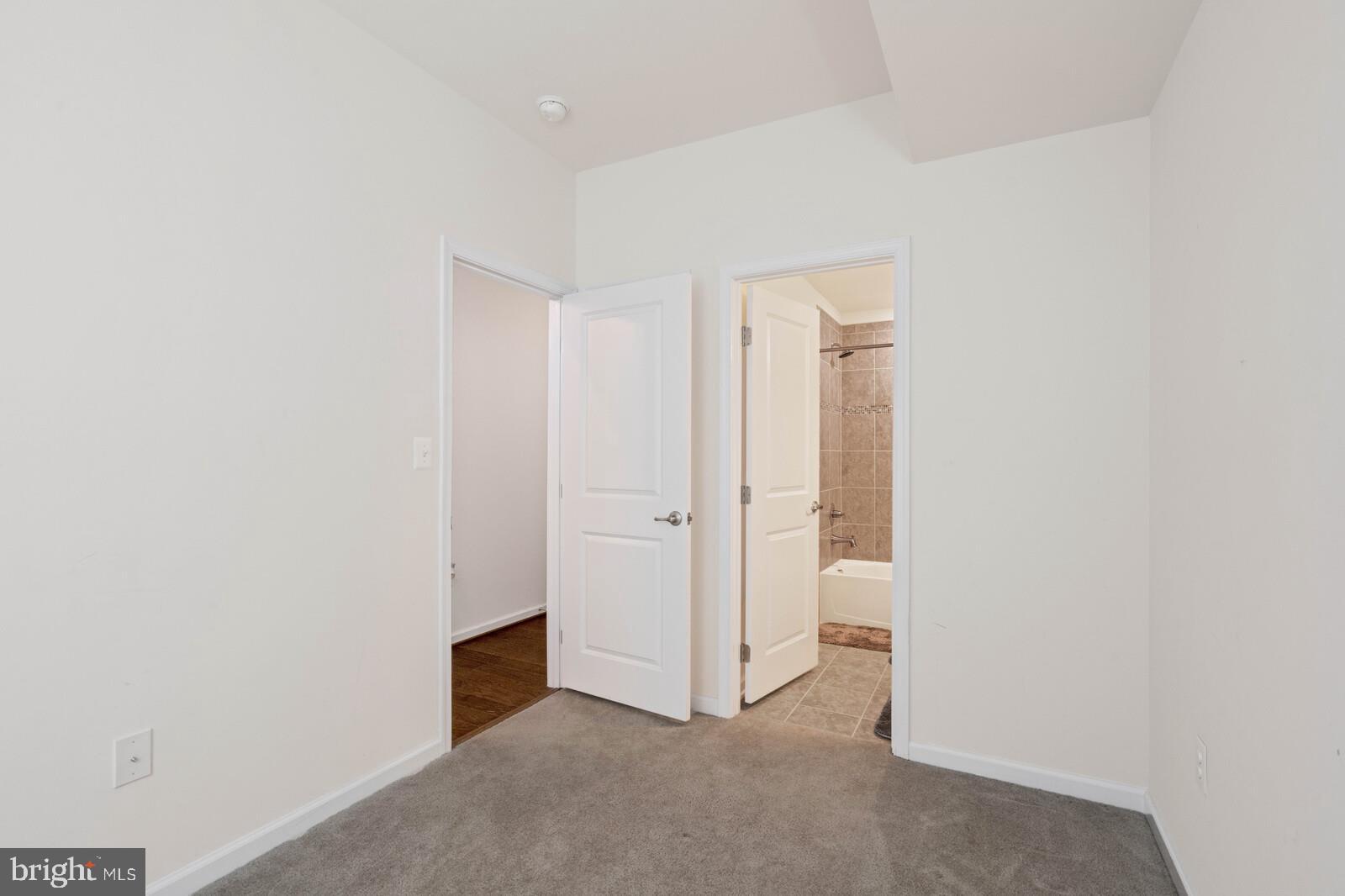 FEATHERSTONE STATION CONDOMINIUMS - Residential