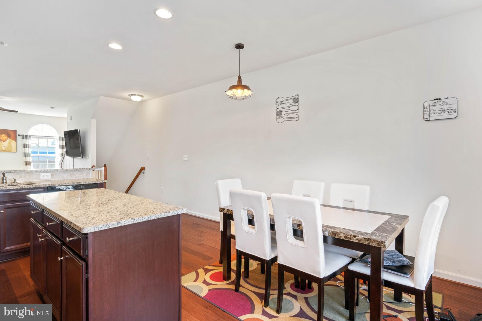 FEATHERSTONE STATION CONDOMINIUMS - Residential