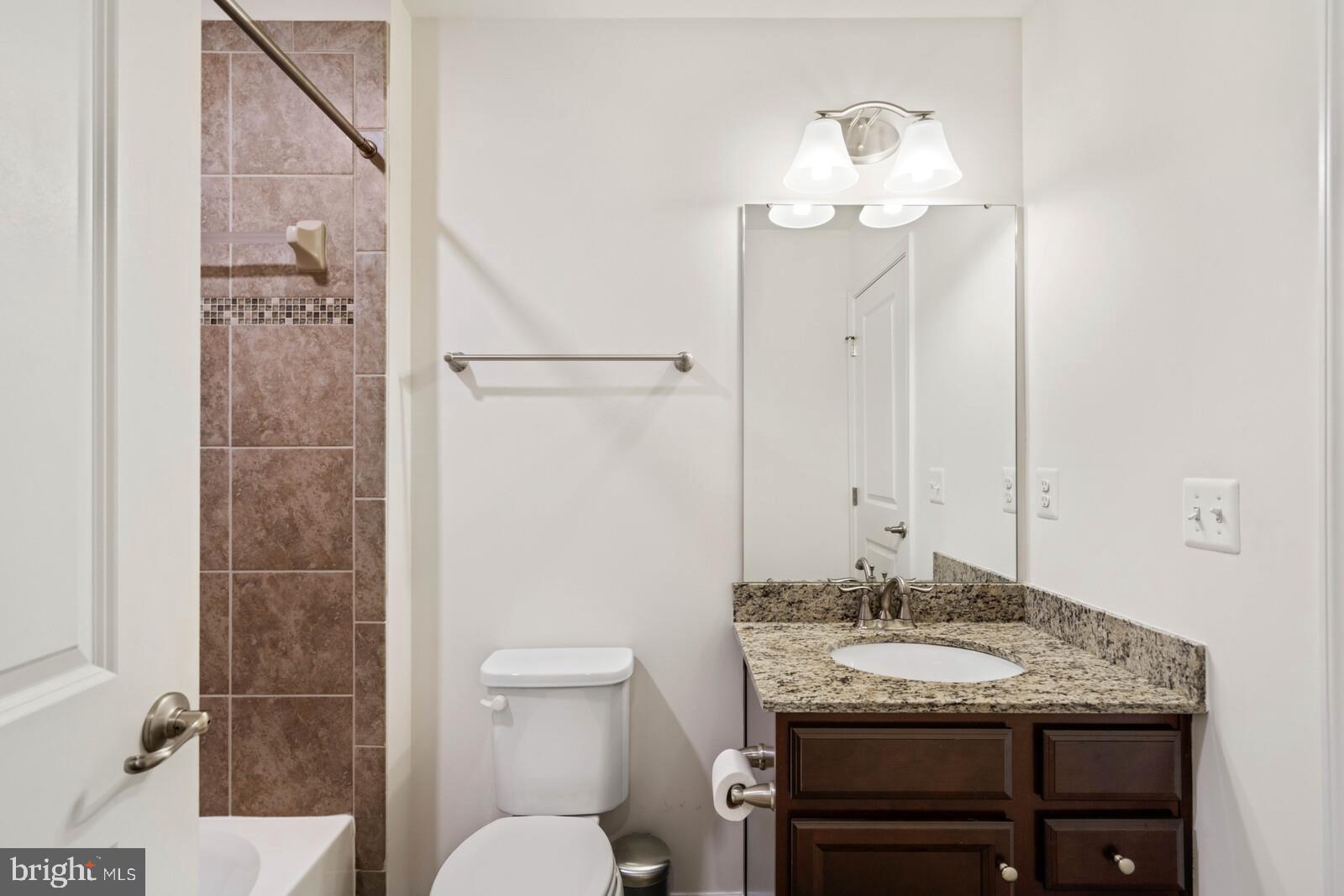 FEATHERSTONE STATION CONDOMINIUMS - Residential