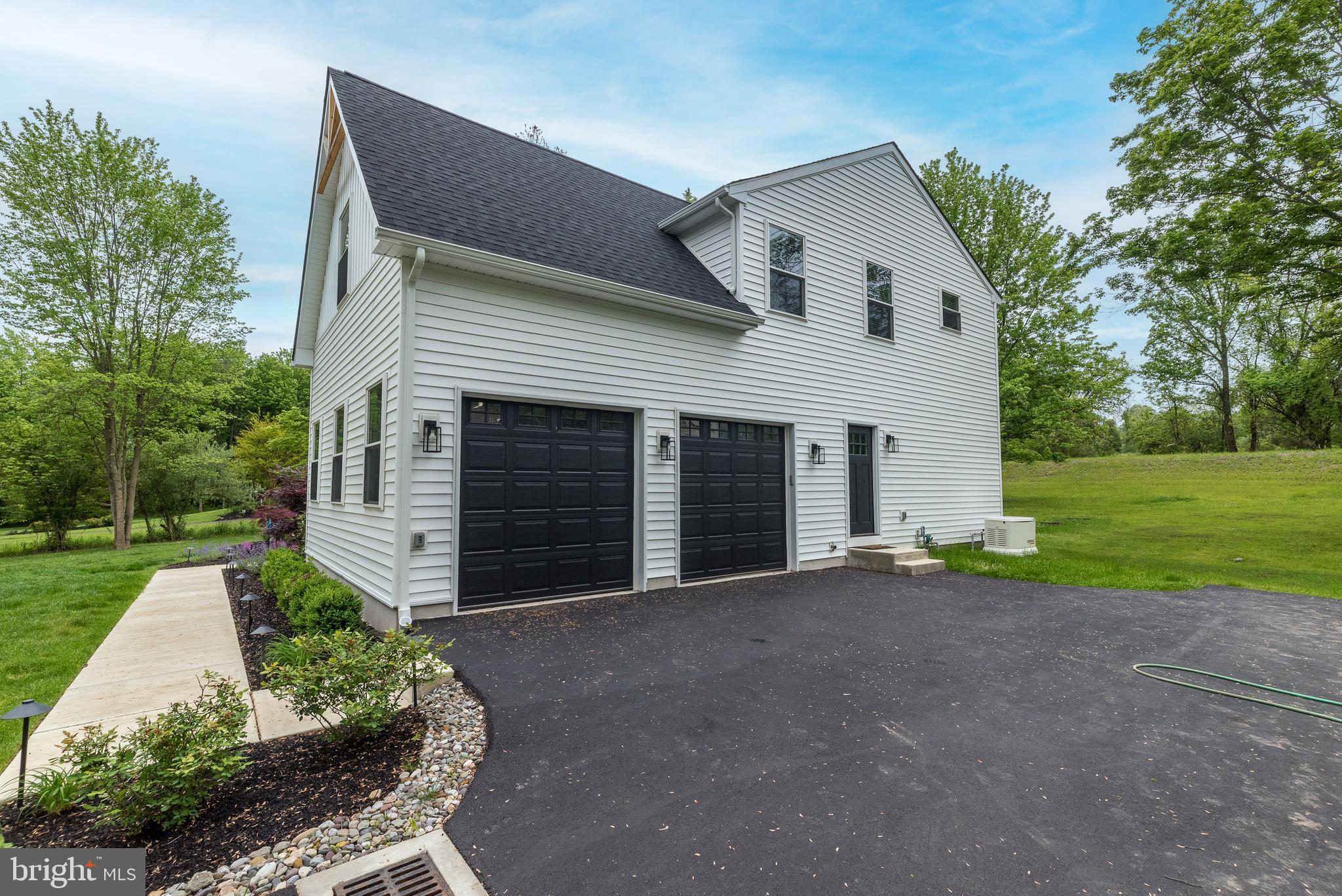 WELLINGTON ESTS - Residential