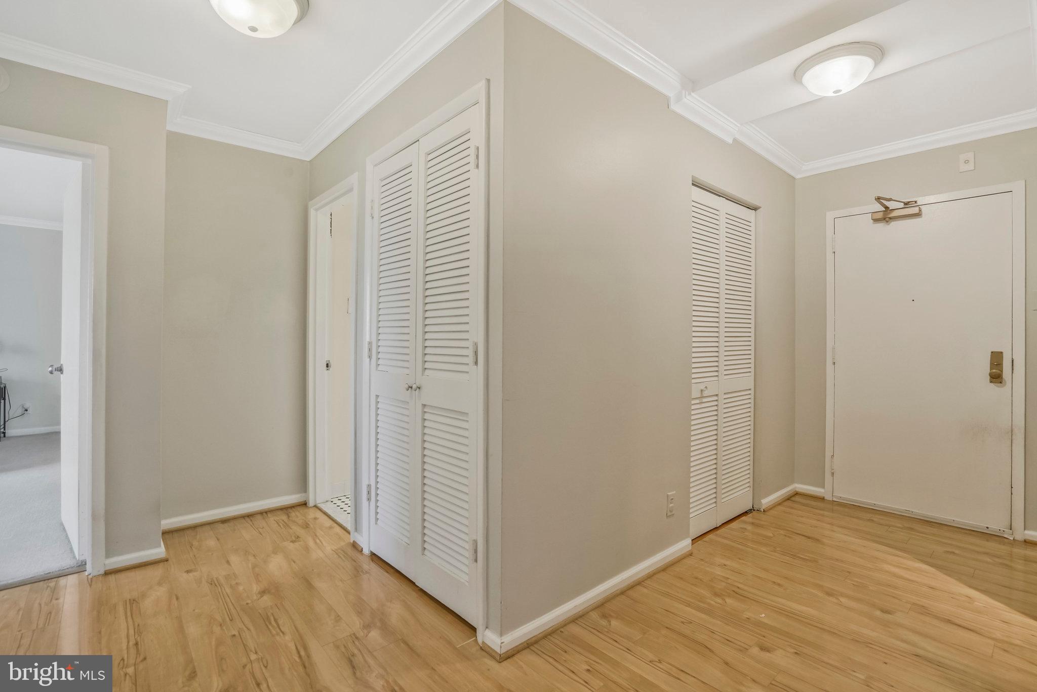 TOWER VILLAS - Residential