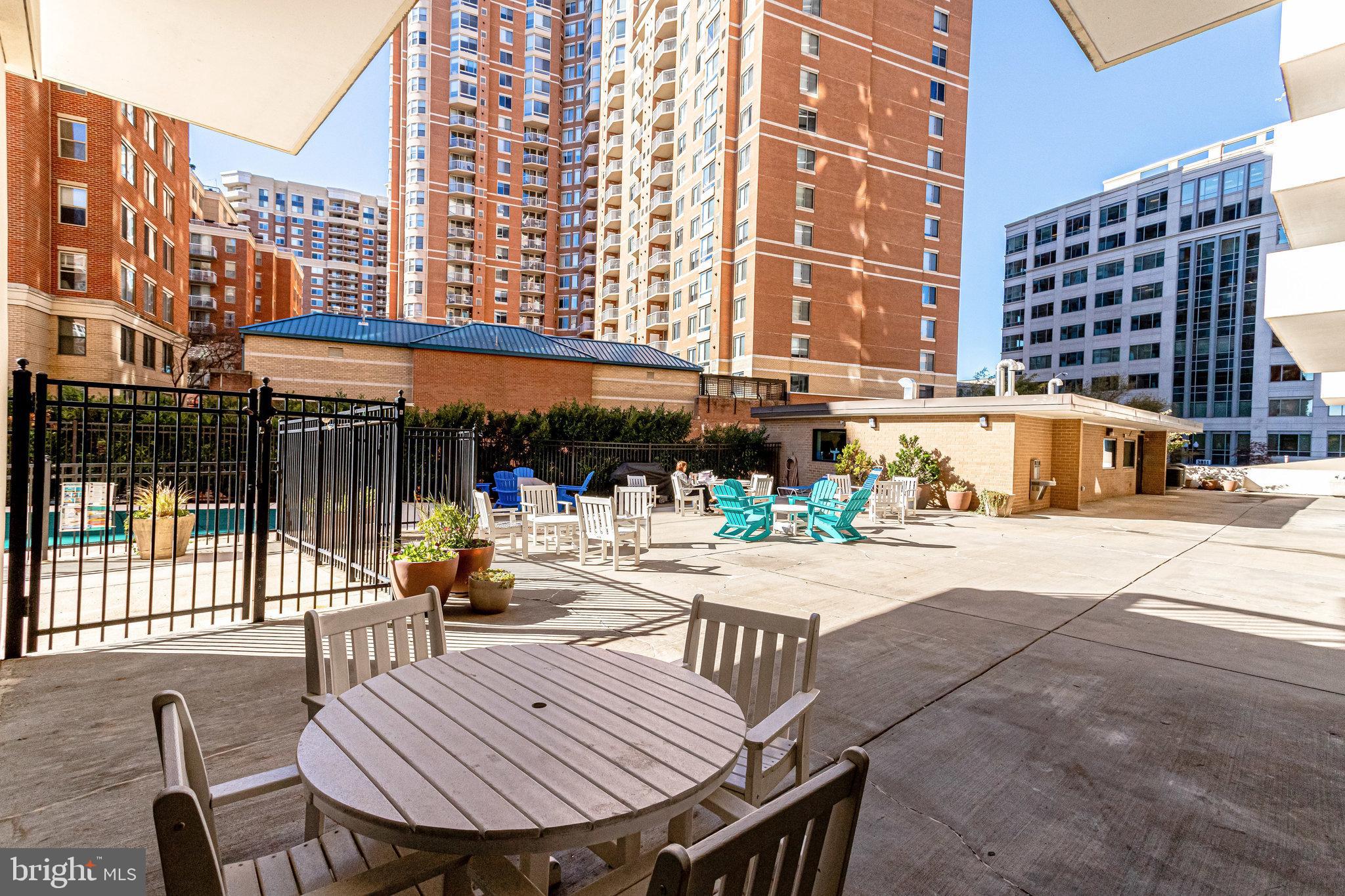 TOWER VILLAS - Residential