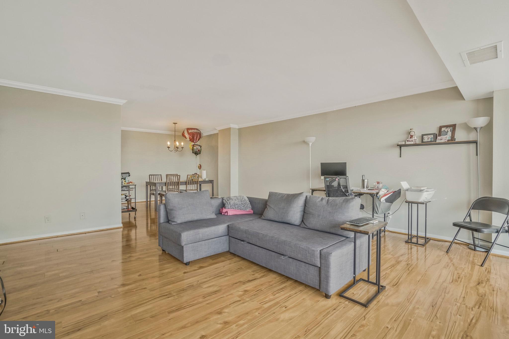 TOWER VILLAS - Residential