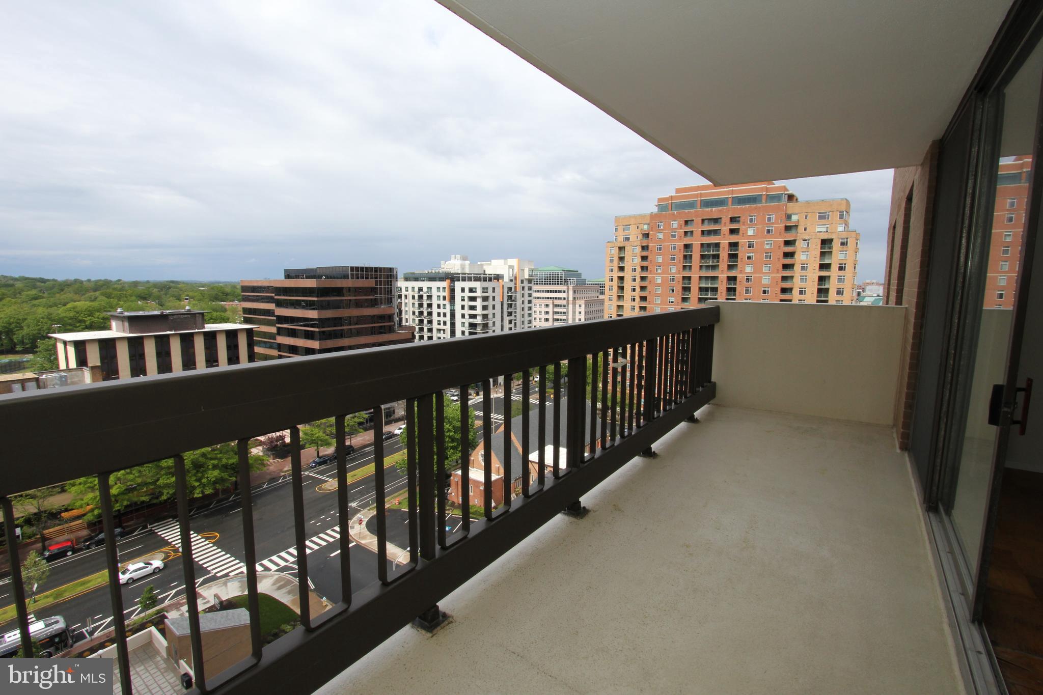 TOWER VILLAS - Residential