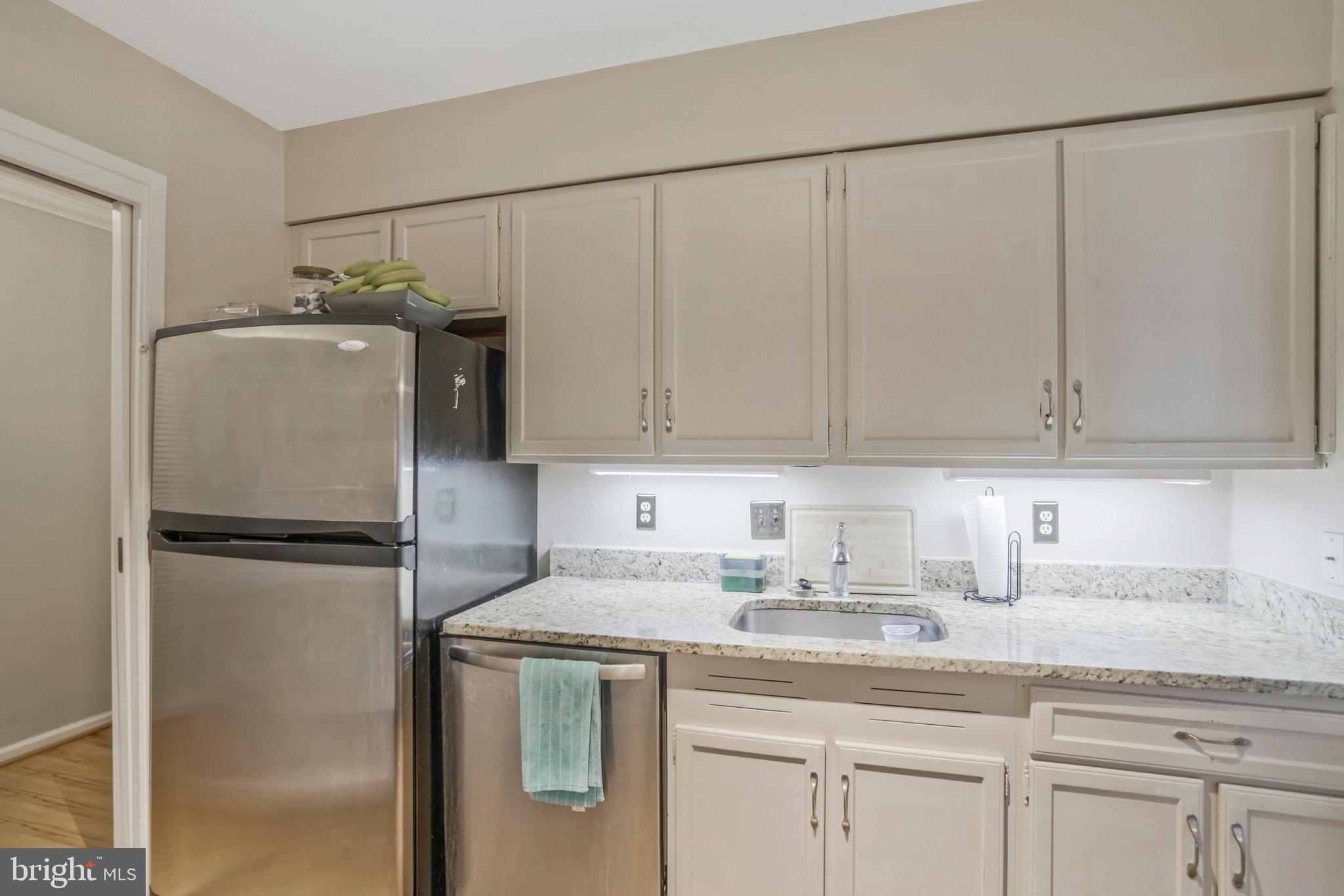 TOWER VILLAS - Residential