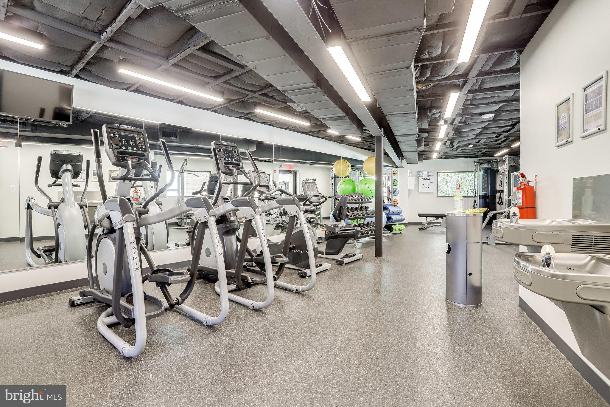 TOWER VILLAS - Residential