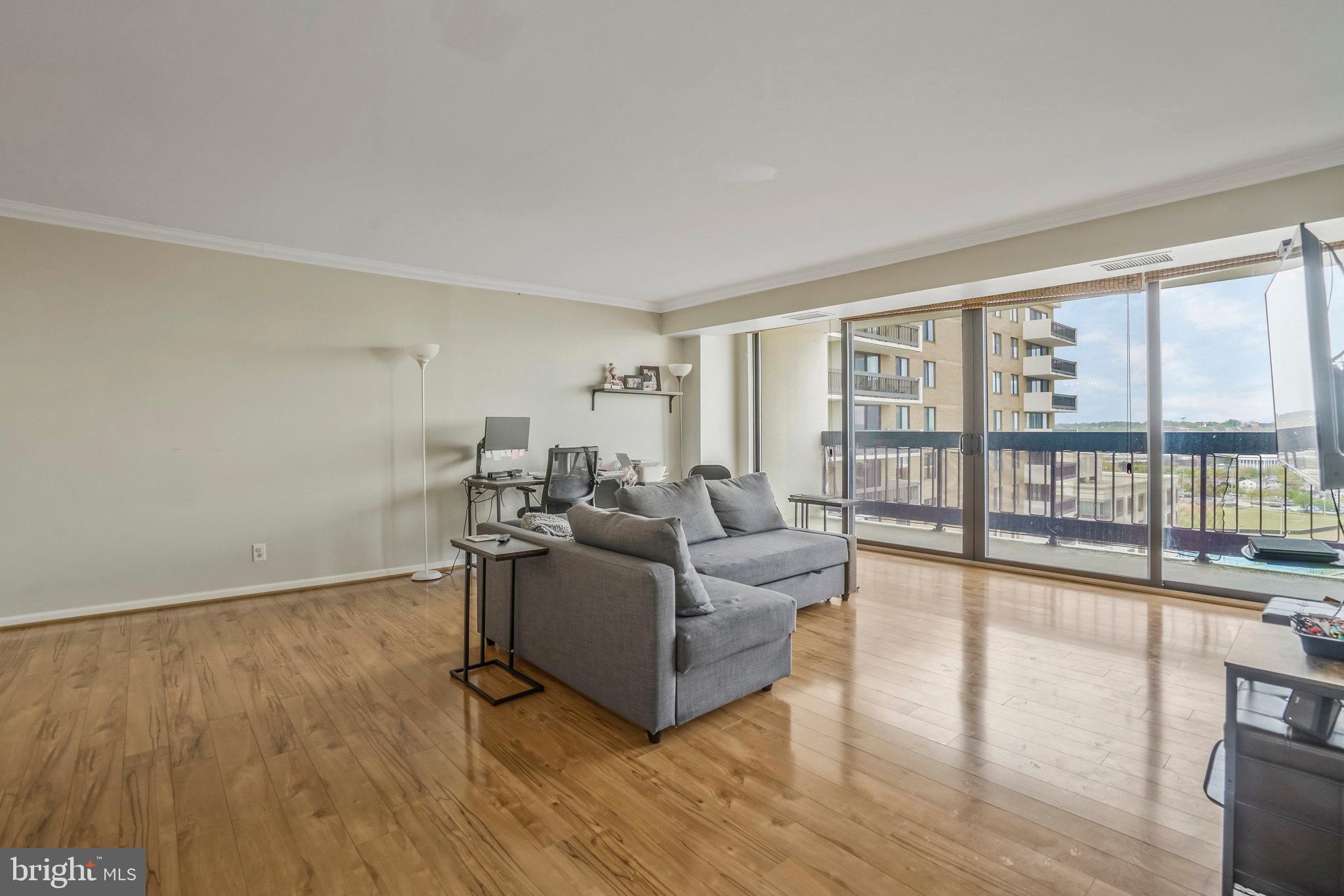 TOWER VILLAS - Residential