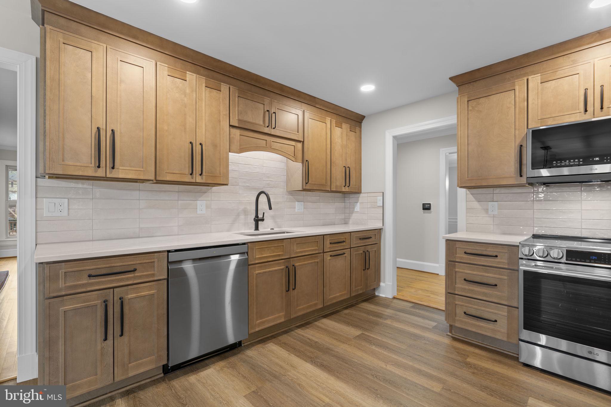 KINGS CONTRIVANCE - Residential