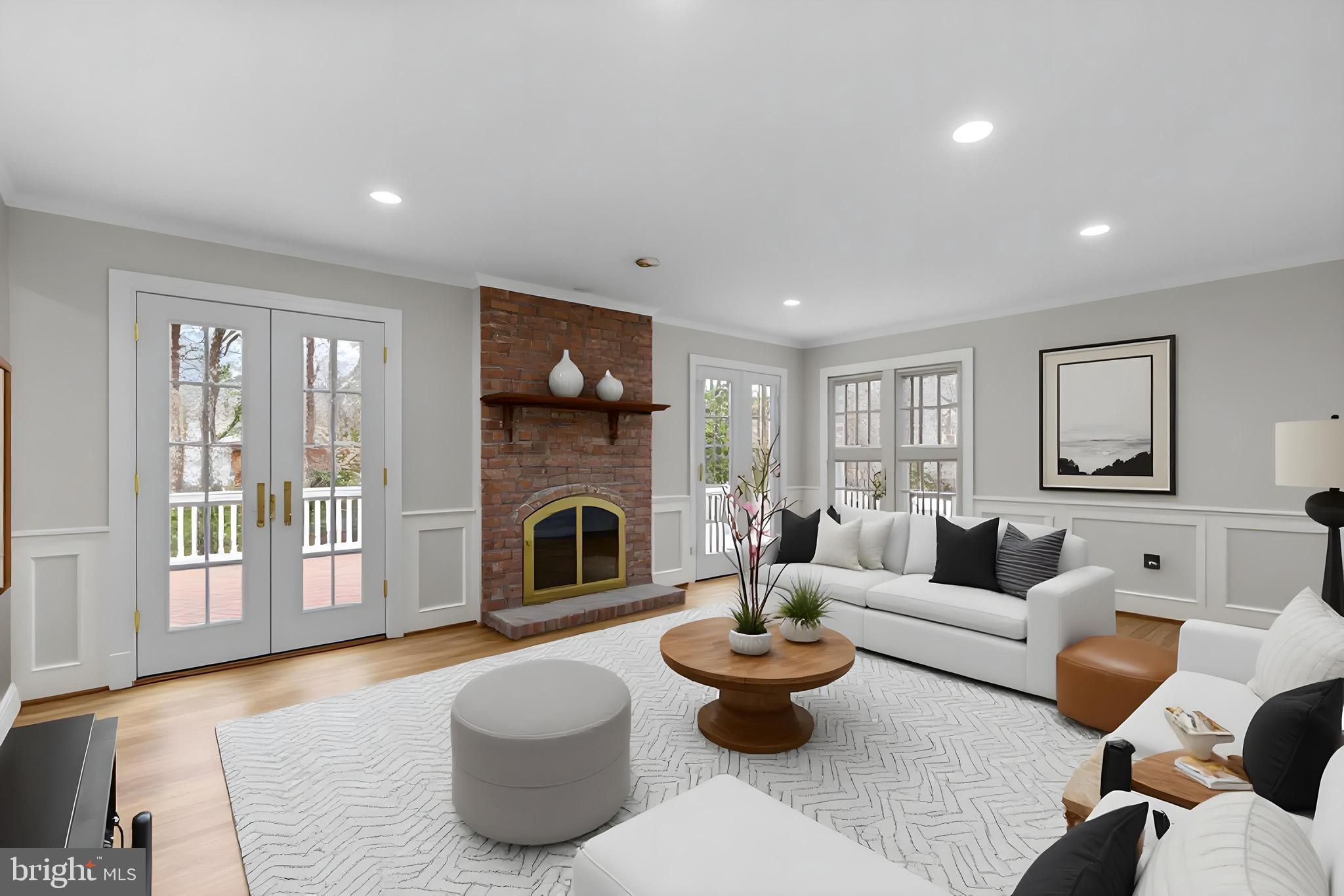 KINGS CONTRIVANCE - Residential