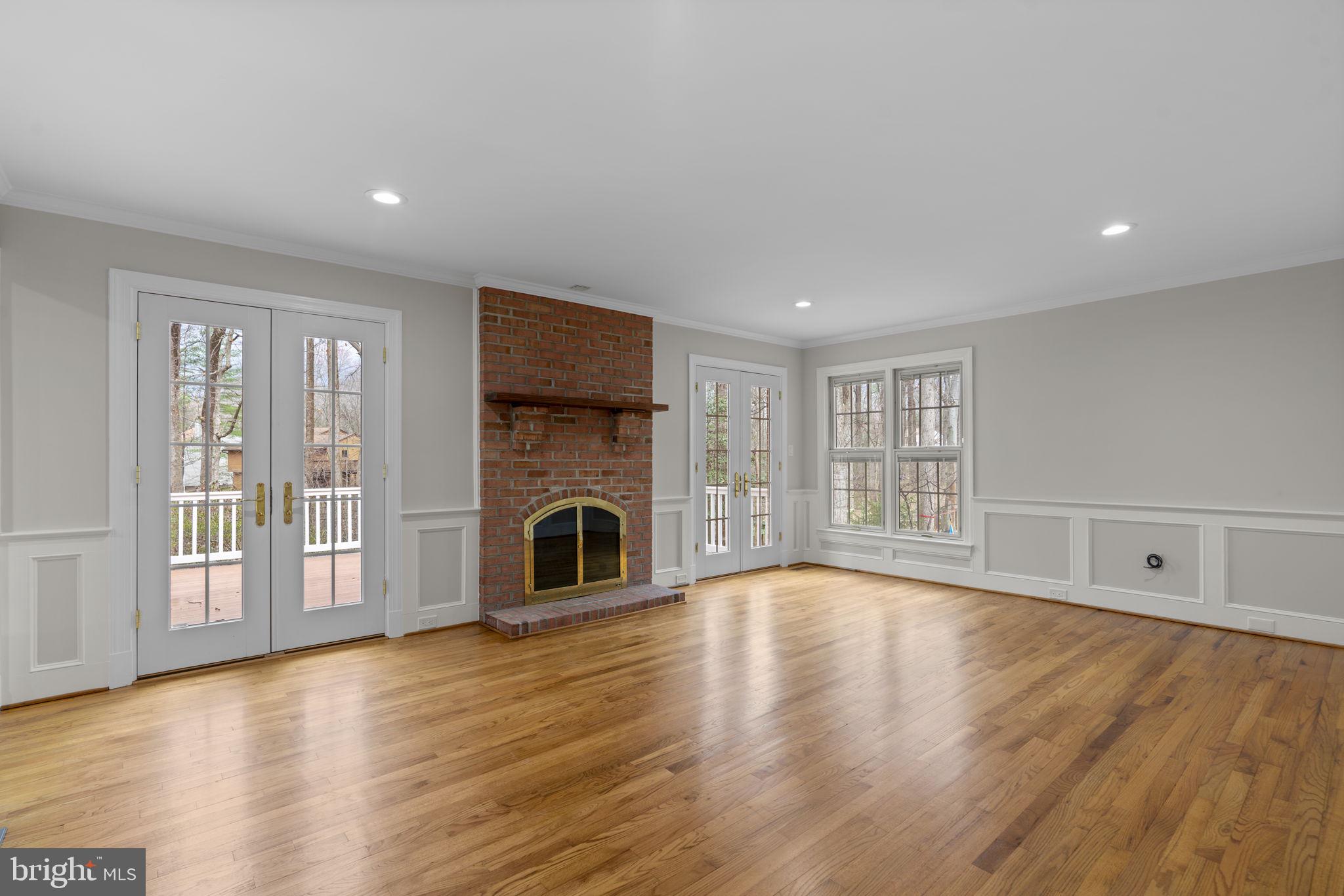 KINGS CONTRIVANCE - Residential