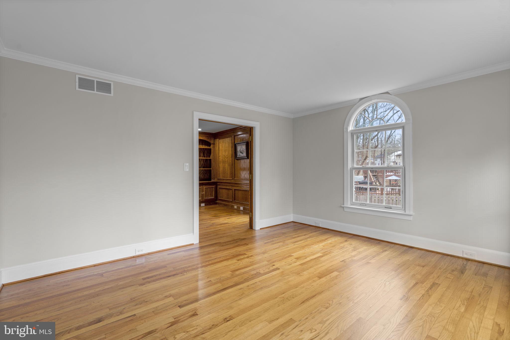 KINGS CONTRIVANCE - Residential