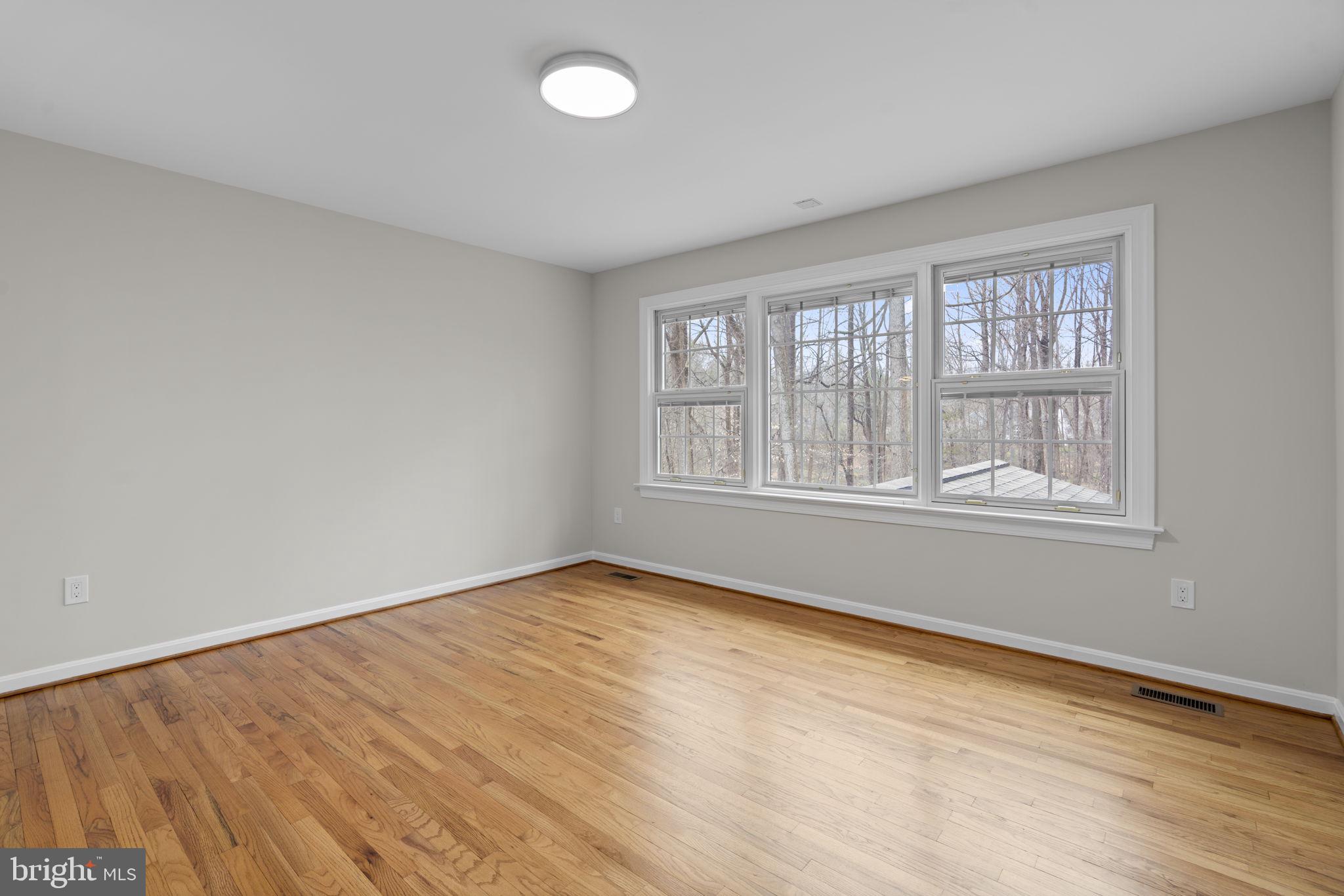 KINGS CONTRIVANCE - Residential