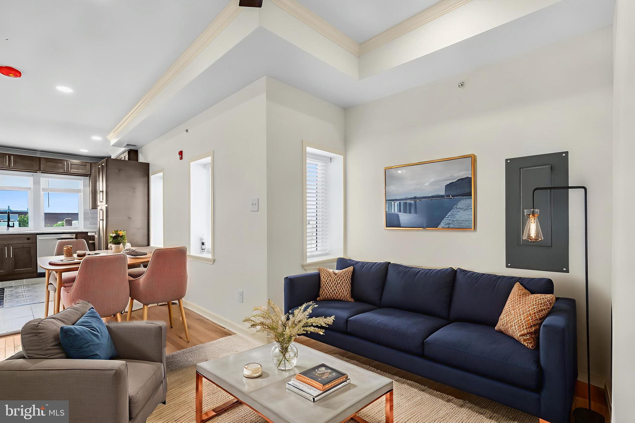 PORT RICHMOND - Residential Lease