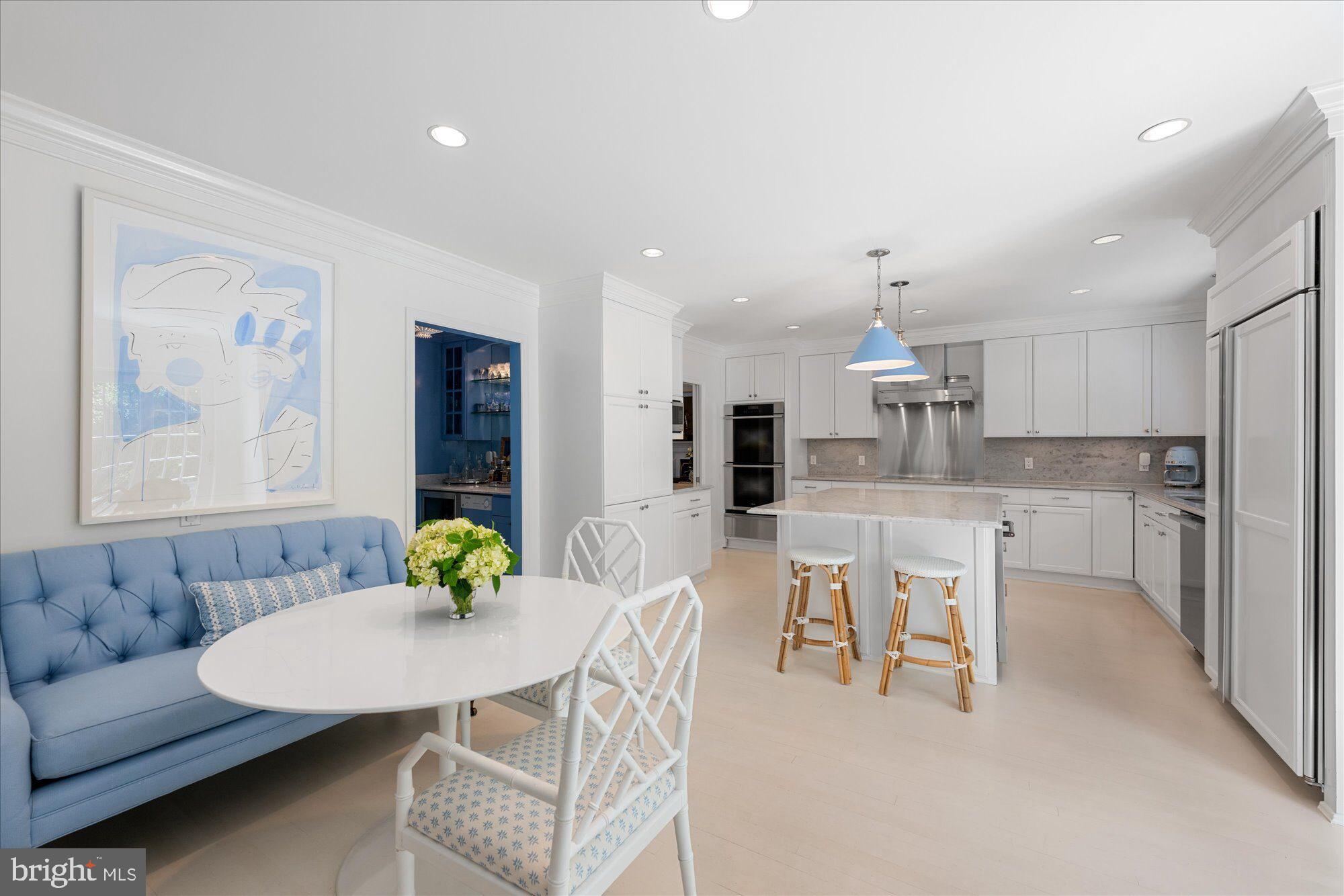 CHEVY CHASE - Residential