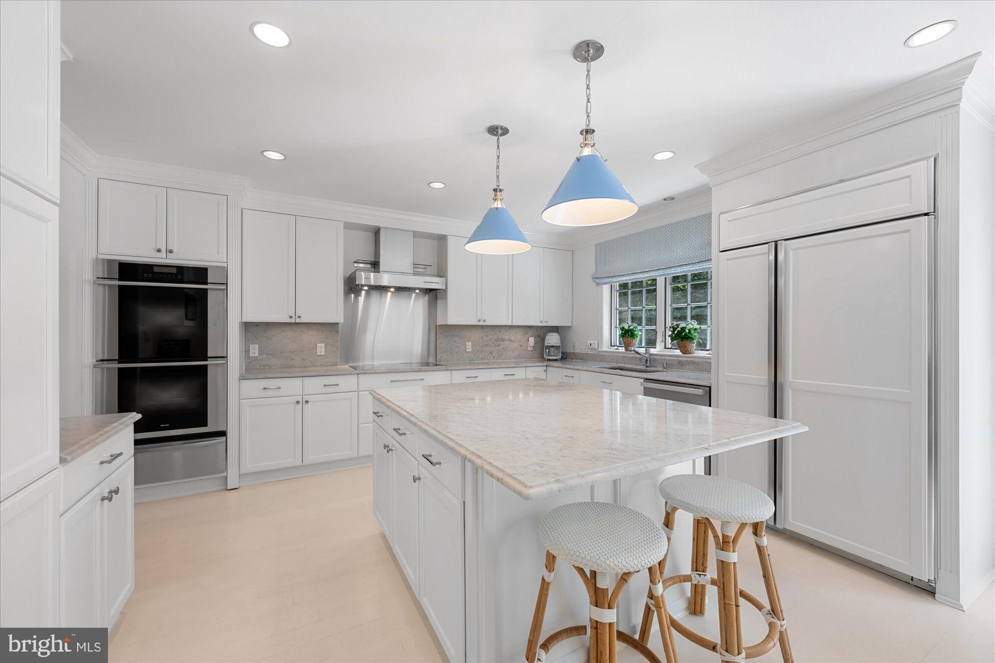 CHEVY CHASE - Residential