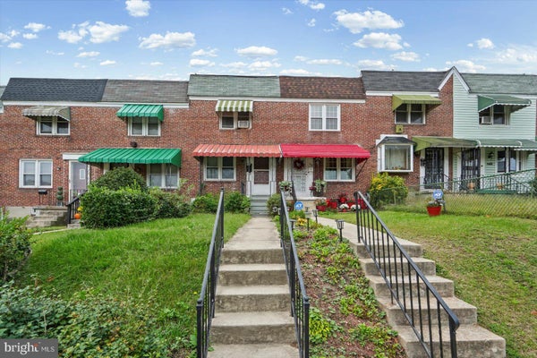 312 N EDGEWOOD ST, BALTIMORE, MD 21229 - Image 982ecd6351fd9ea4fae808300e7d9e4c/1950281752