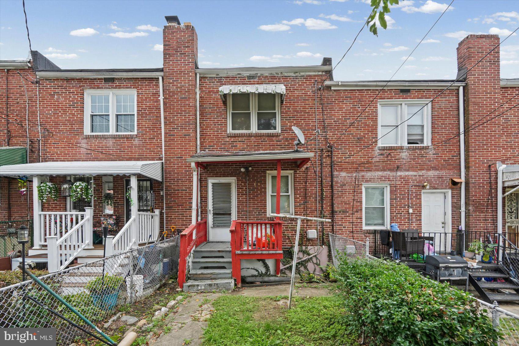 312 N EDGEWOOD STREET