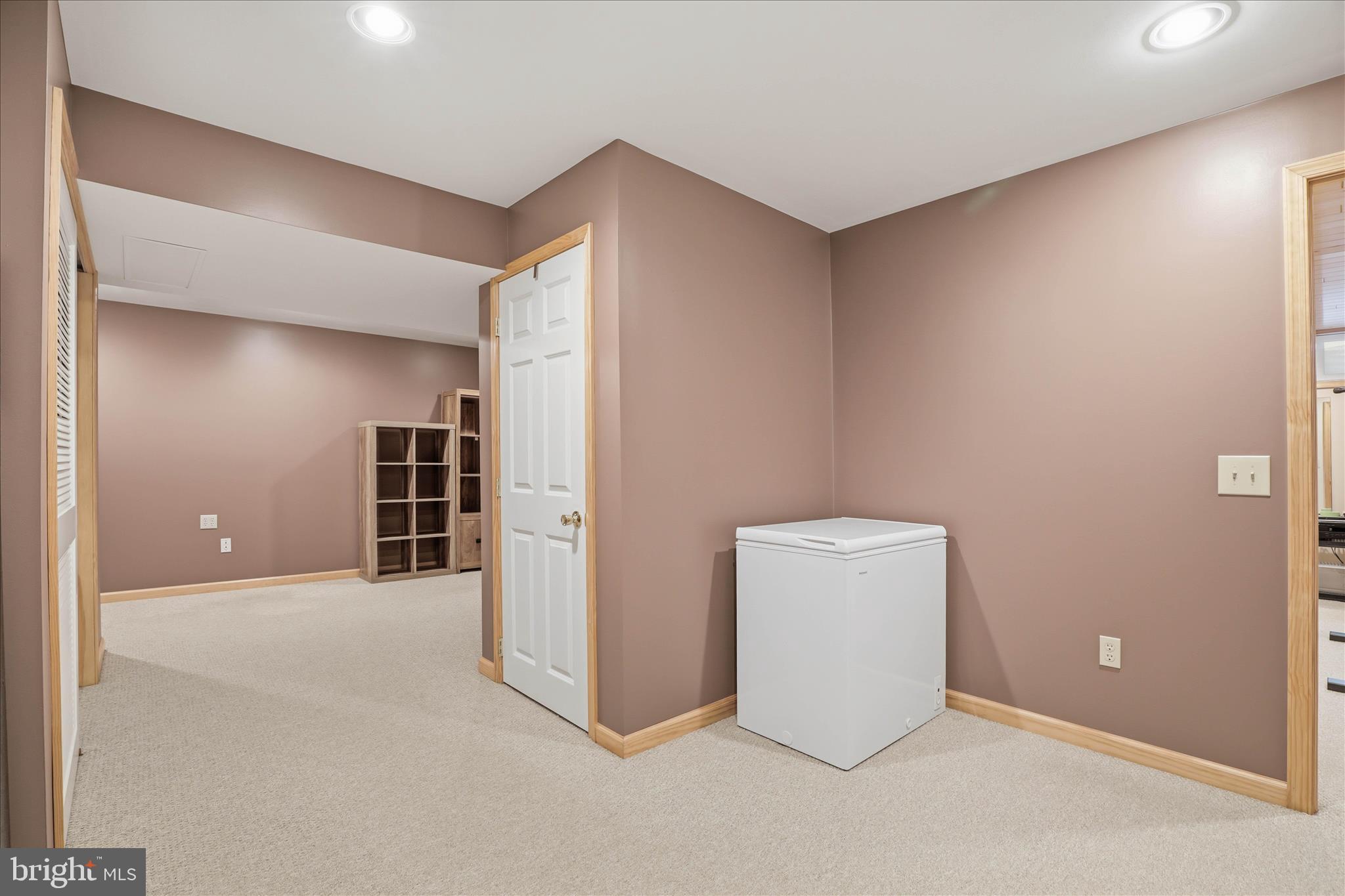 BROOKVIEW - Residential