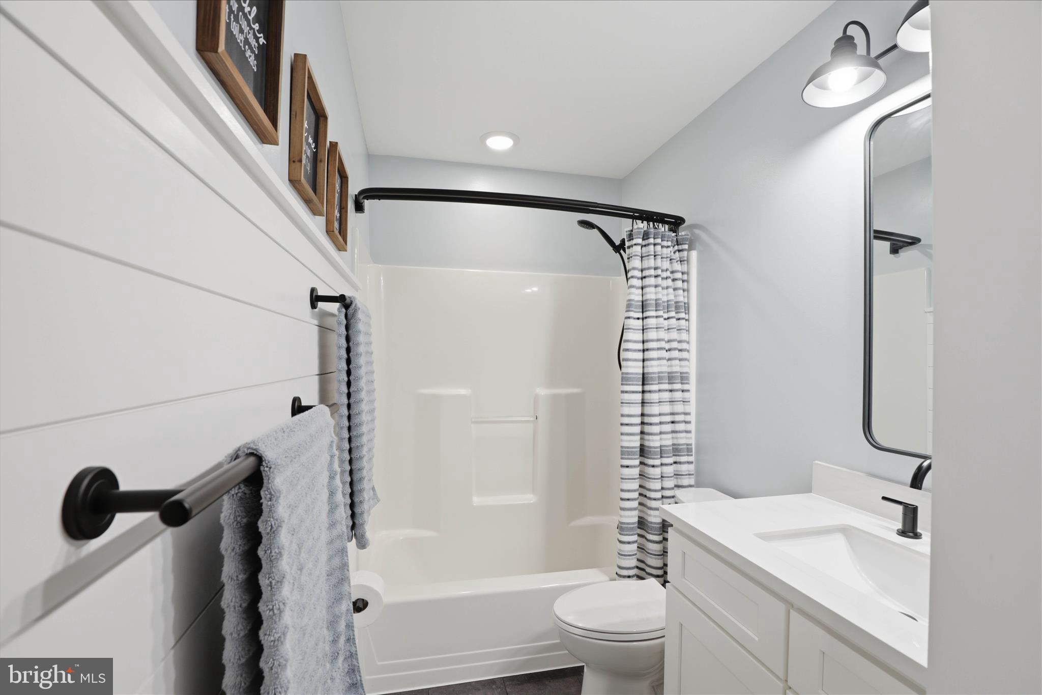 BROOKVIEW - Residential