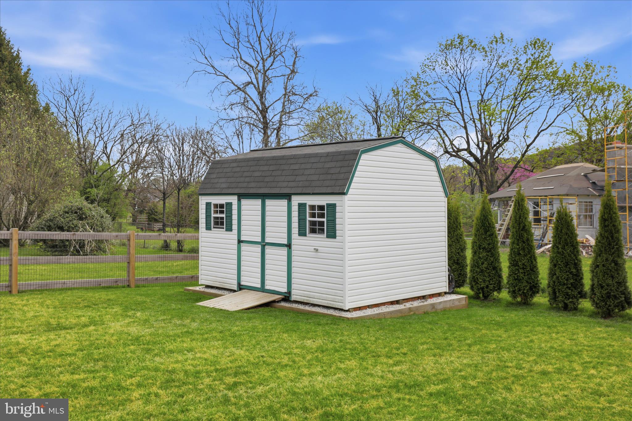 BROOKVIEW - Residential