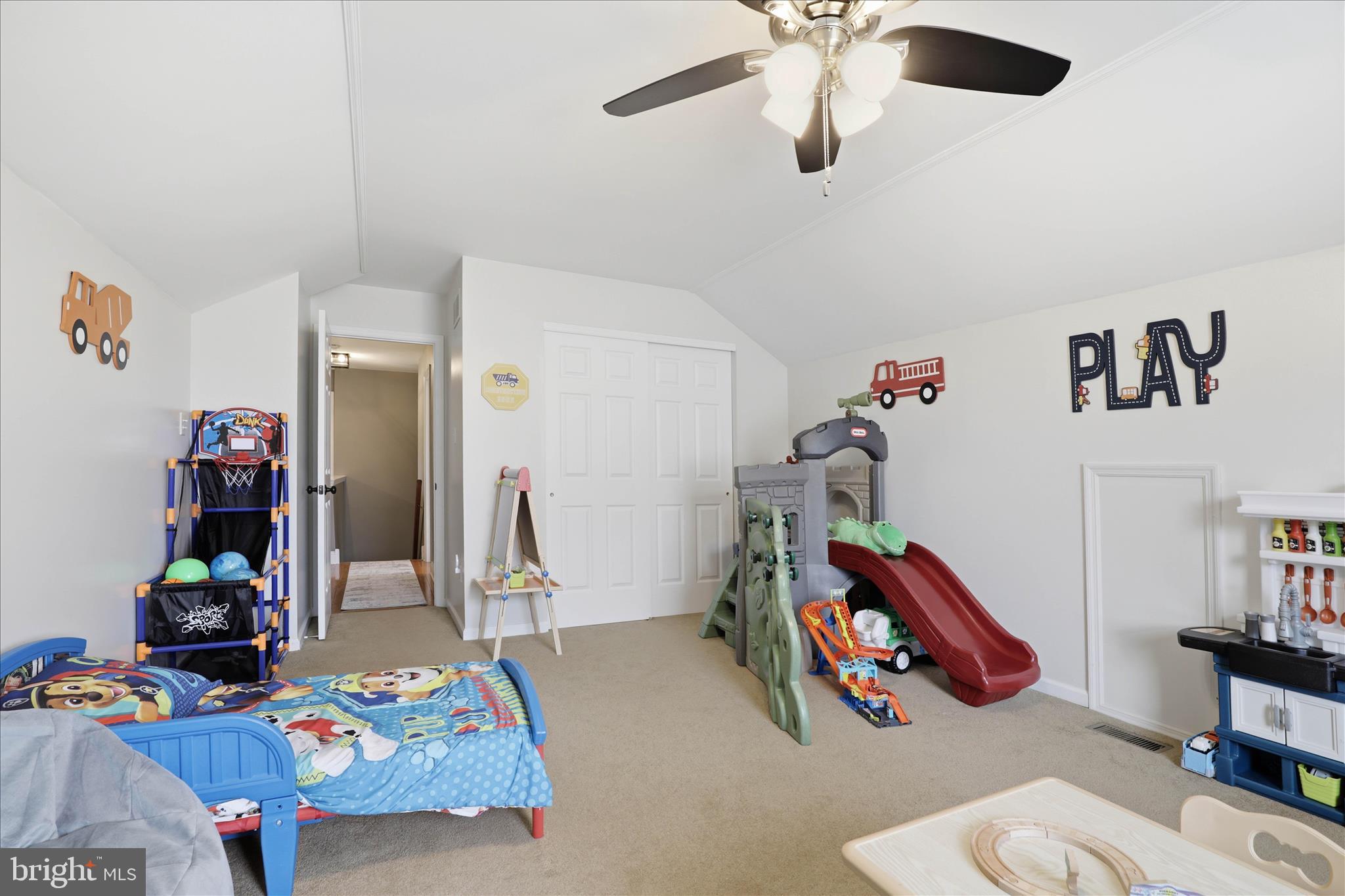 BROOKVIEW - Residential