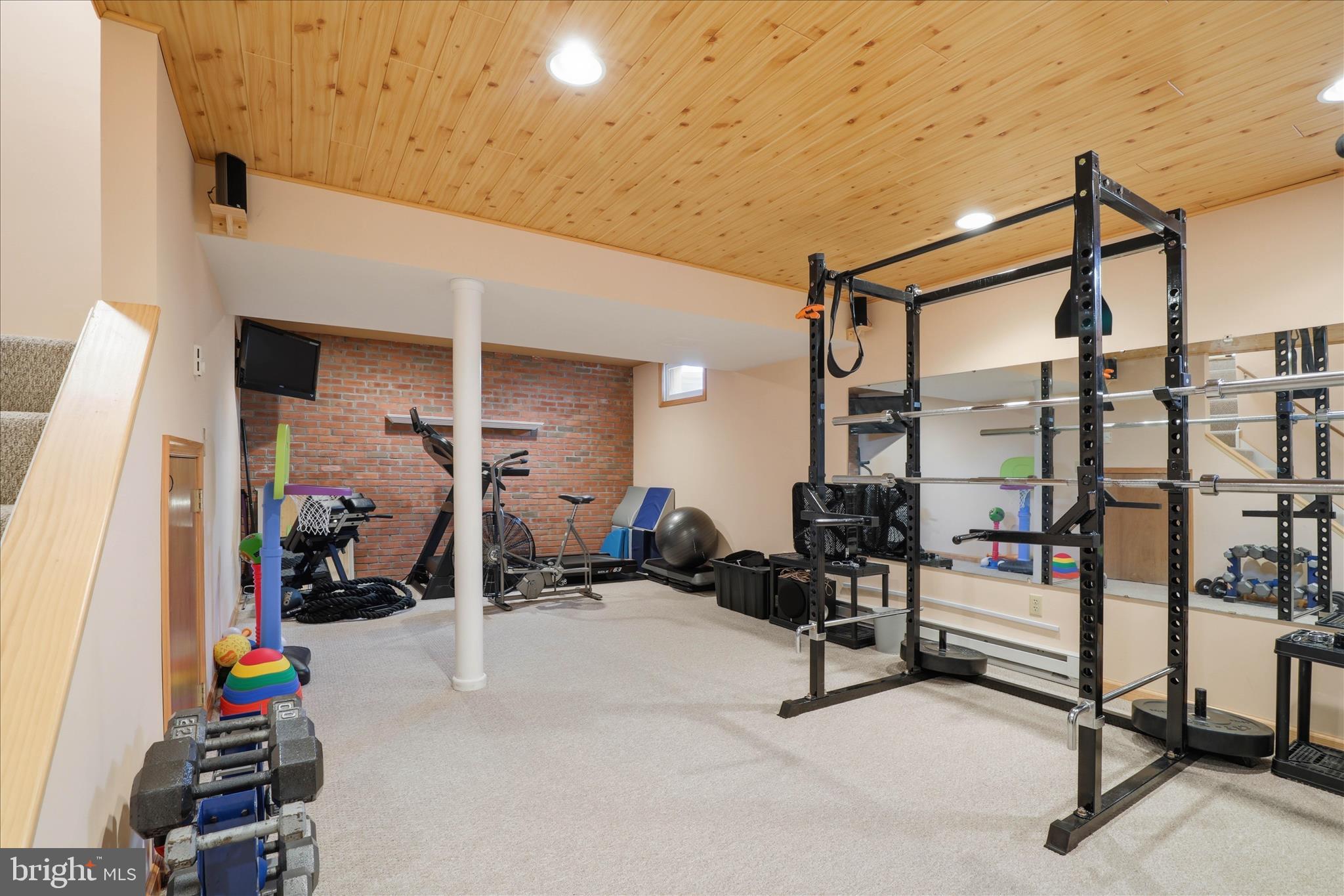 BROOKVIEW - Residential