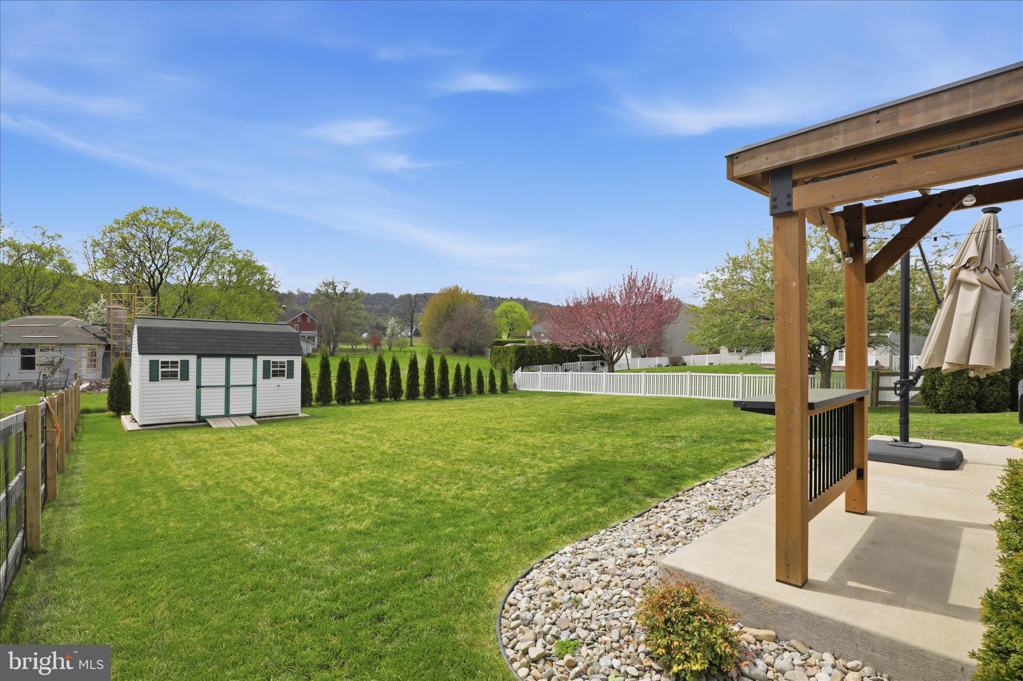 BROOKVIEW - Residential