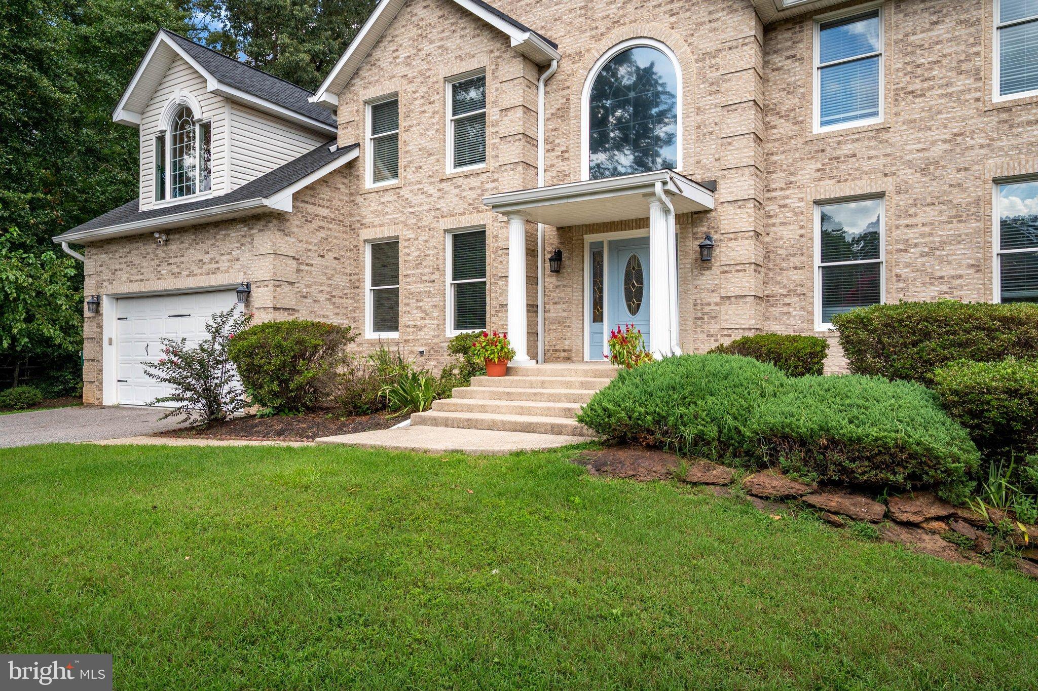 209 SERENADE COURT