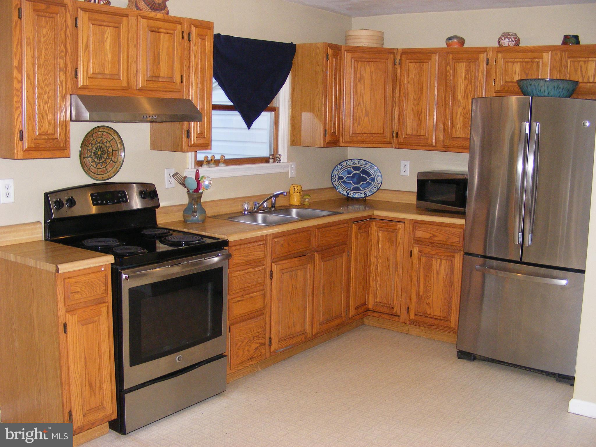 PATRICK HENRY ESTATES - Residential