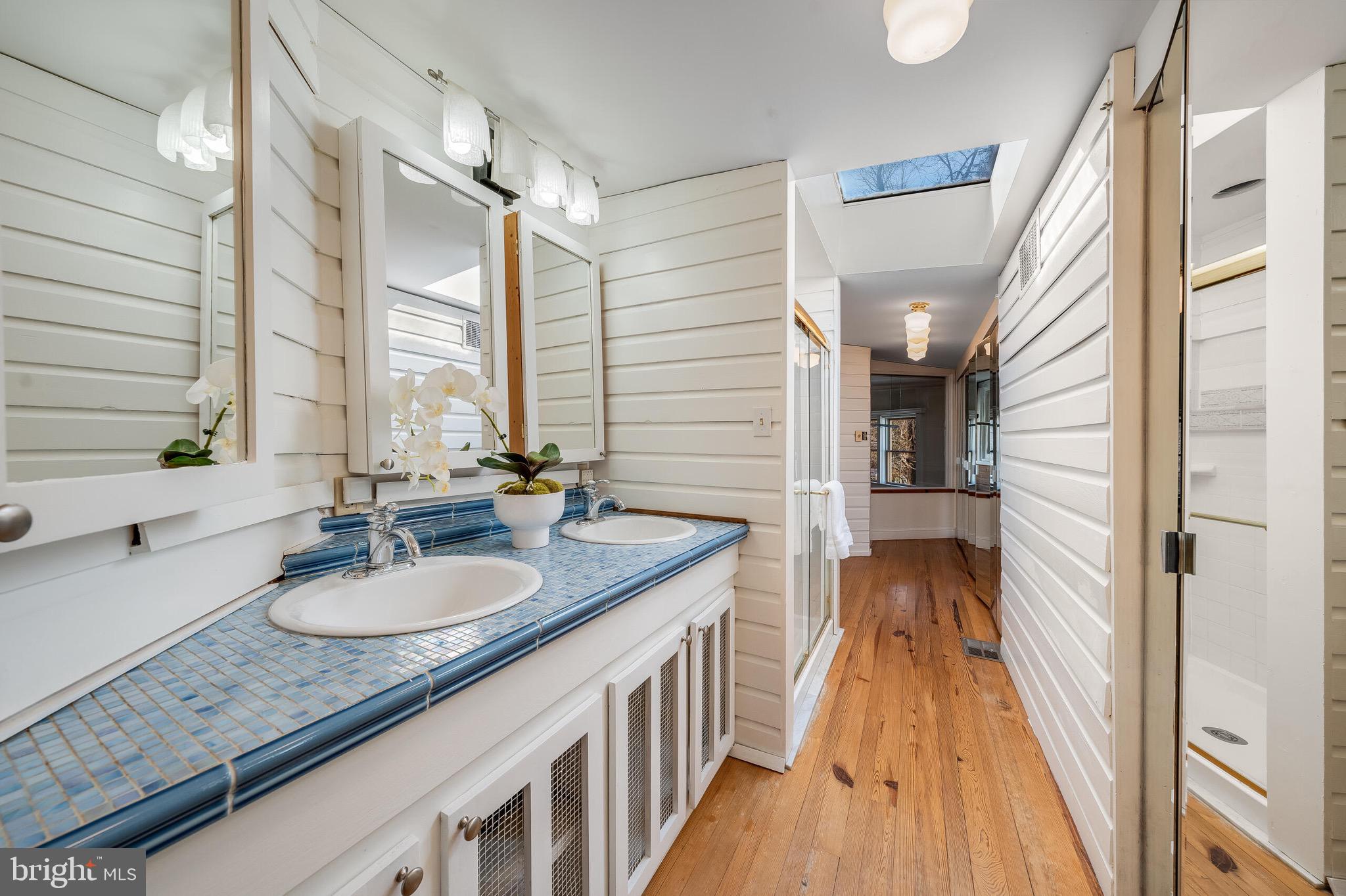 LEESBURG TOWN - Residential