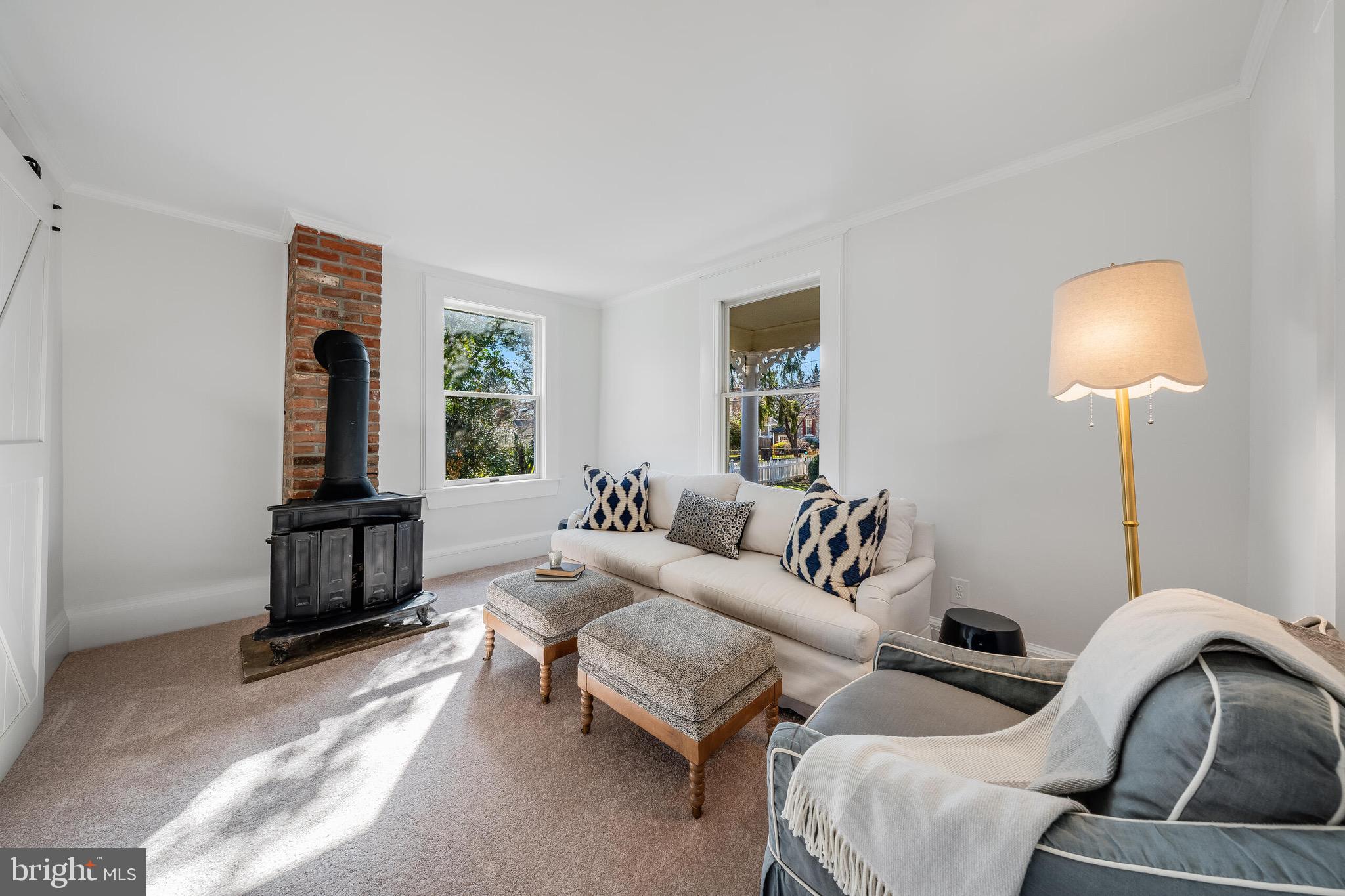 LEESBURG TOWN - Residential