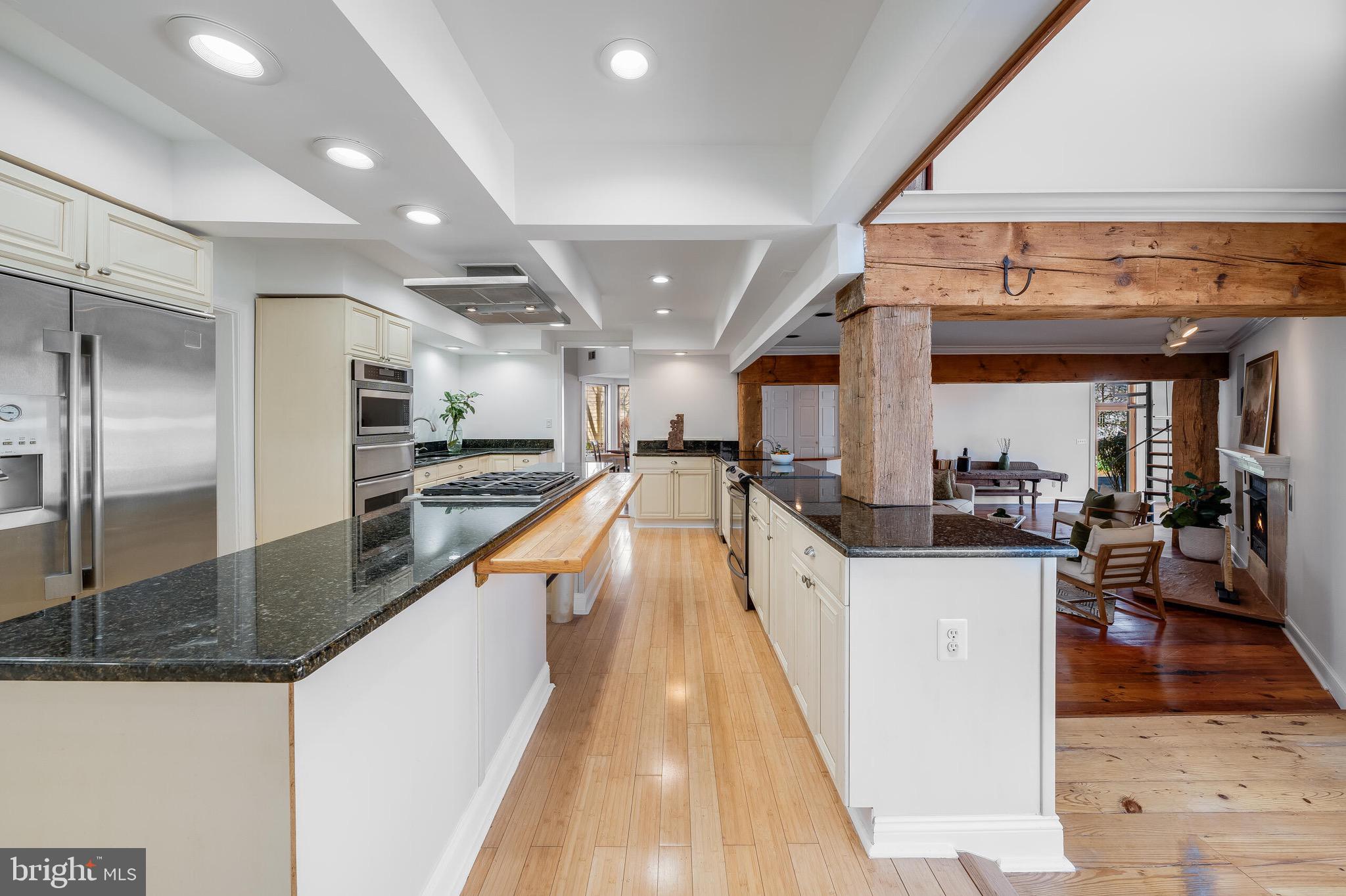 LEESBURG TOWN - Residential