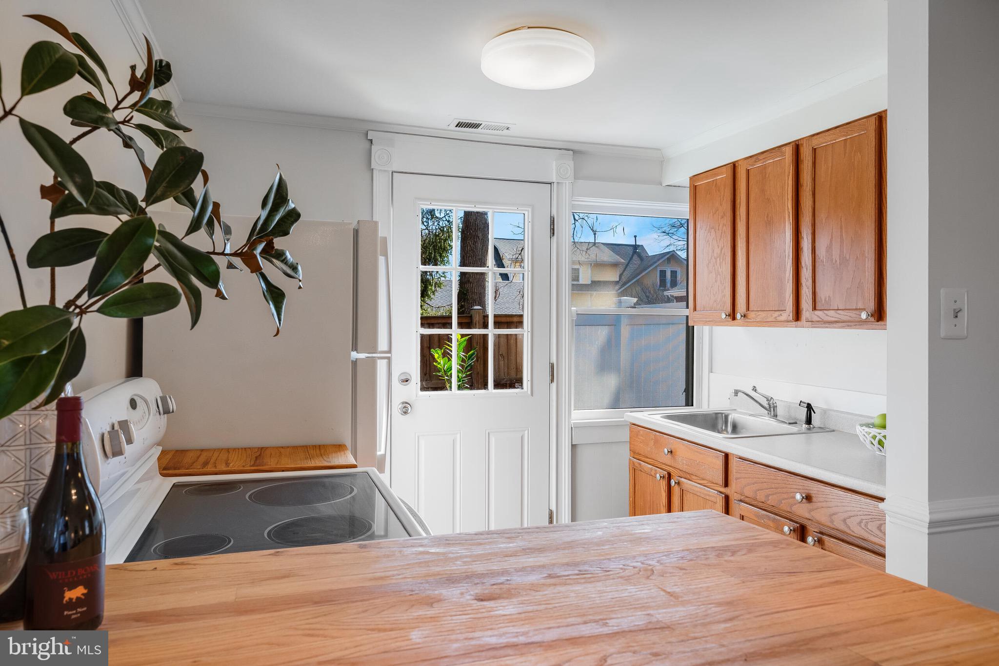 LEESBURG TOWN - Residential