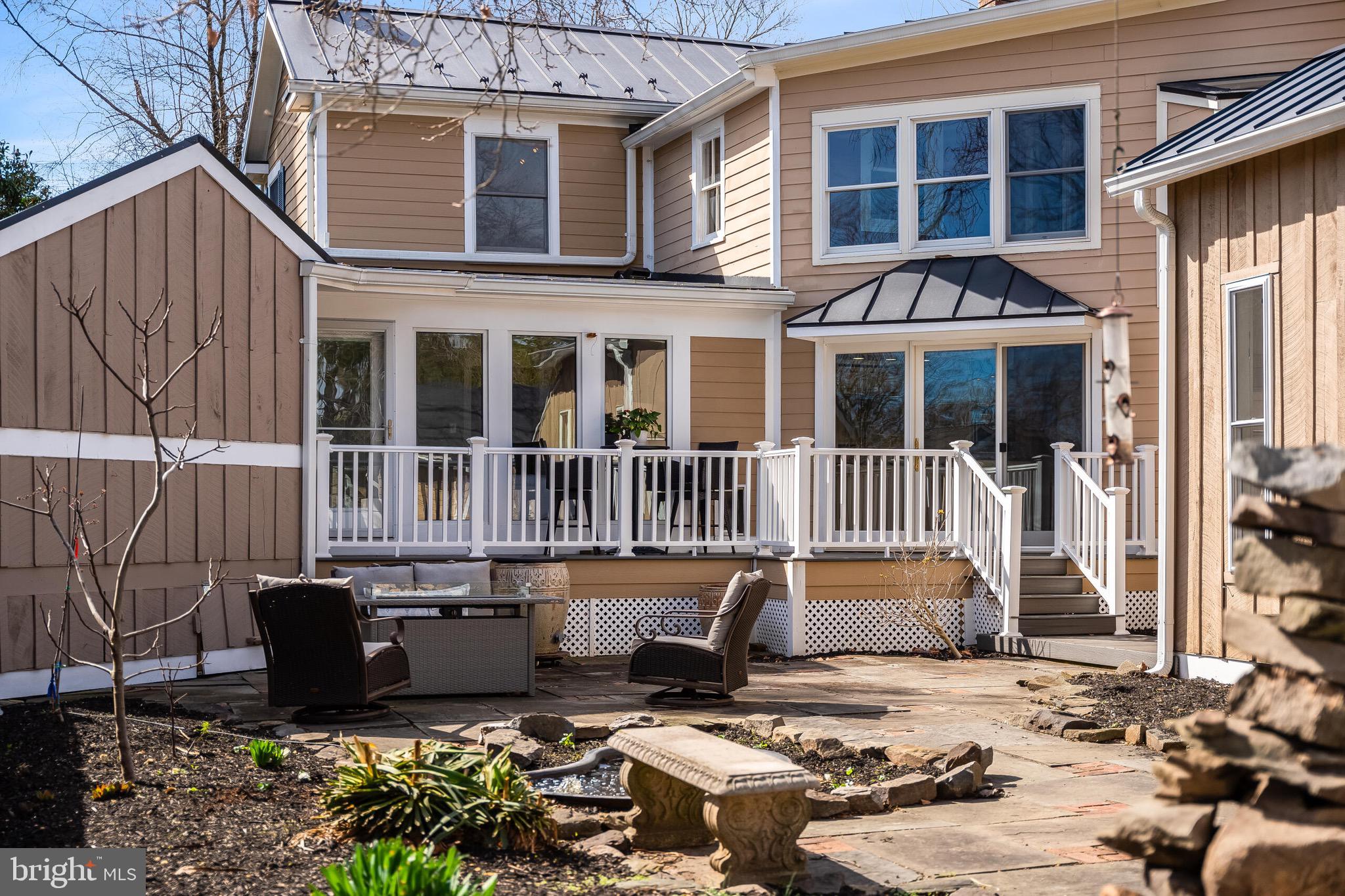 LEESBURG TOWN - Residential