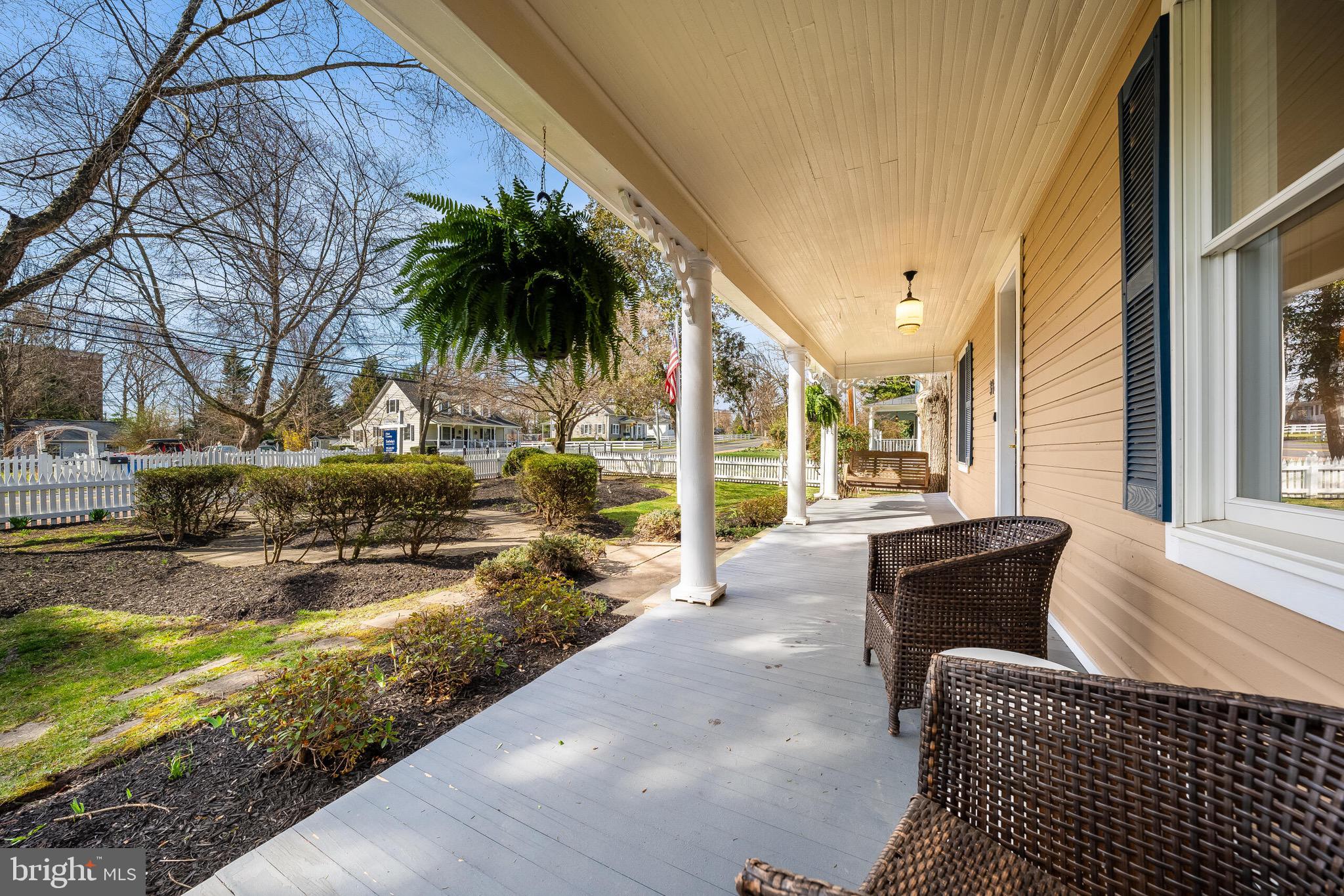 LEESBURG TOWN - Residential